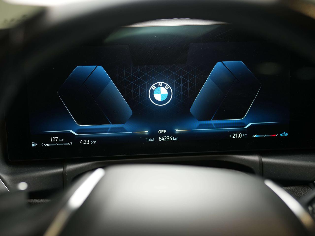 2024 BMW 4 Series XDRIVE | SUNROOF | RED LEATHER Photo