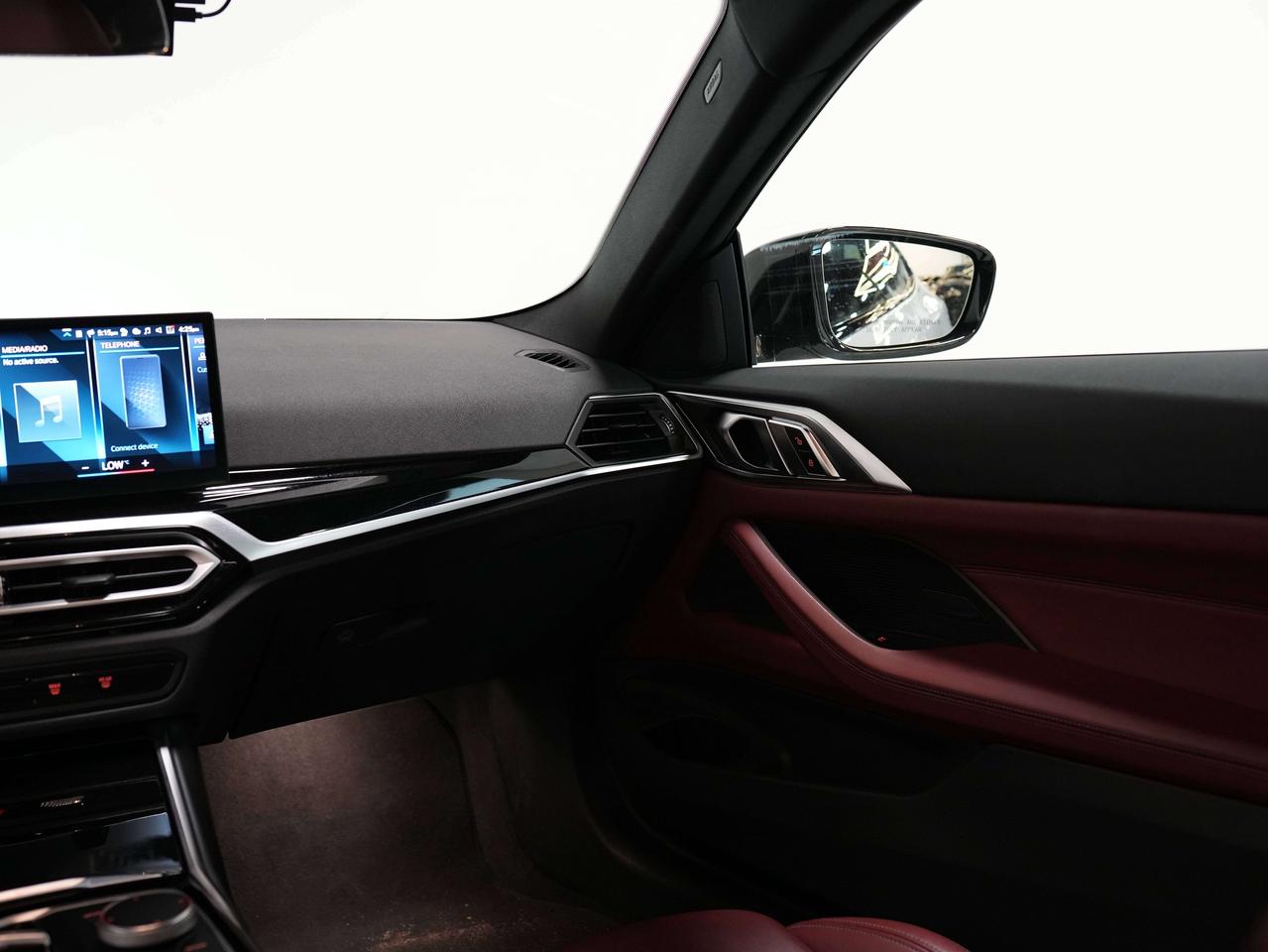 2024 BMW 4 Series XDRIVE | SUNROOF | RED LEATHER Photo