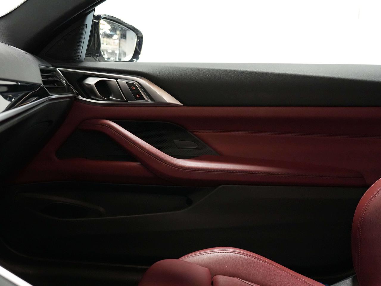 2024 BMW 4 Series XDRIVE | SUNROOF | RED LEATHER Photo