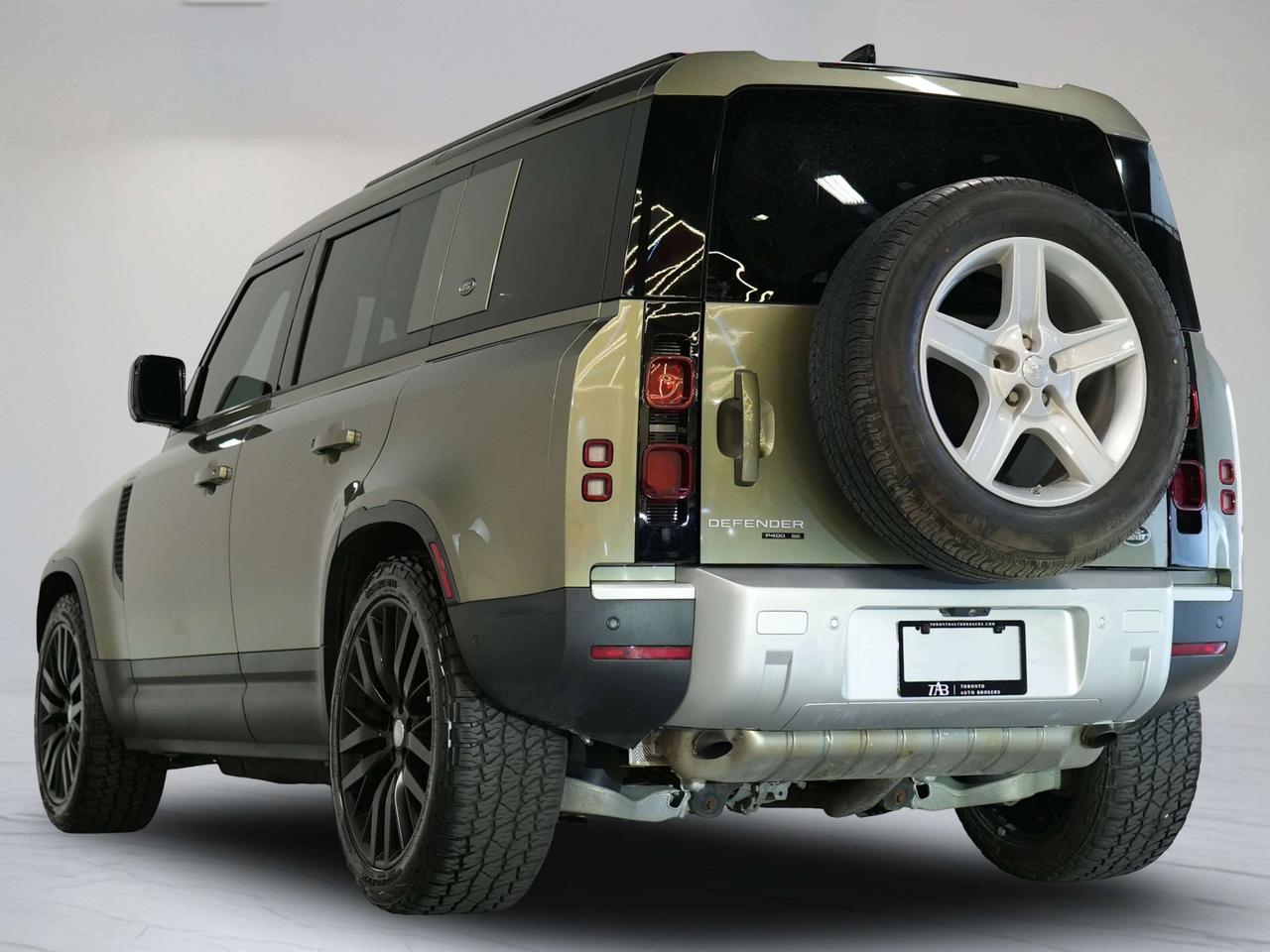 2020 Land Rover Defender SE | MERIDIAN | 22 IN Photo