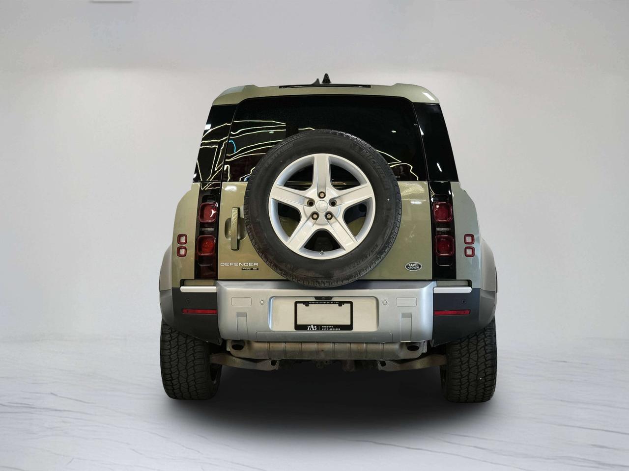 2020 Land Rover Defender SE | MERIDIAN | 22 IN Photo