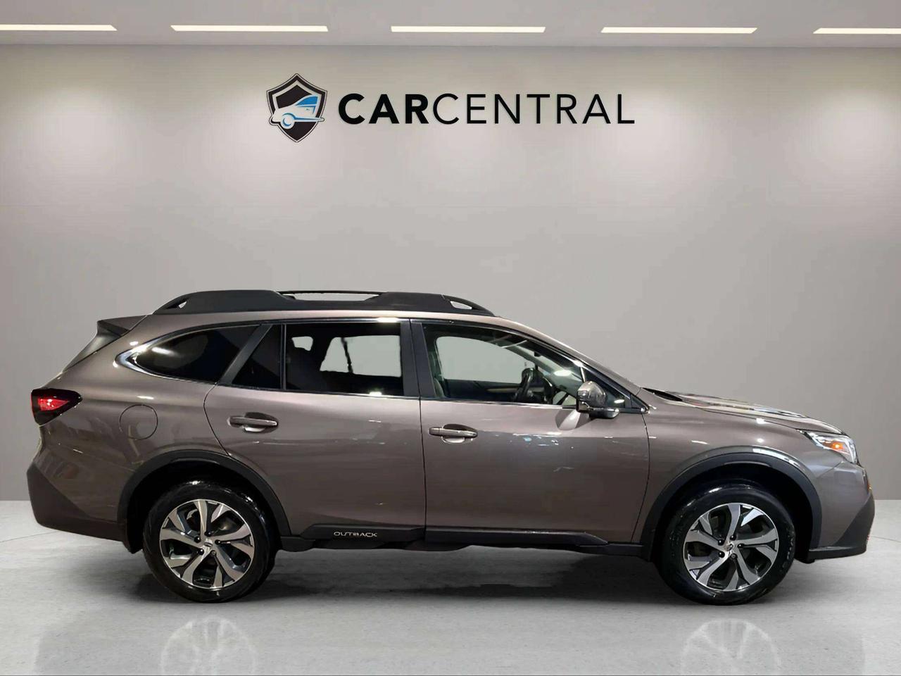 2022 Subaru Outback LIMITED XT|CLEAN CARFAX|1 OWNER|CARPLAY|ADAP CRUIS Photo
