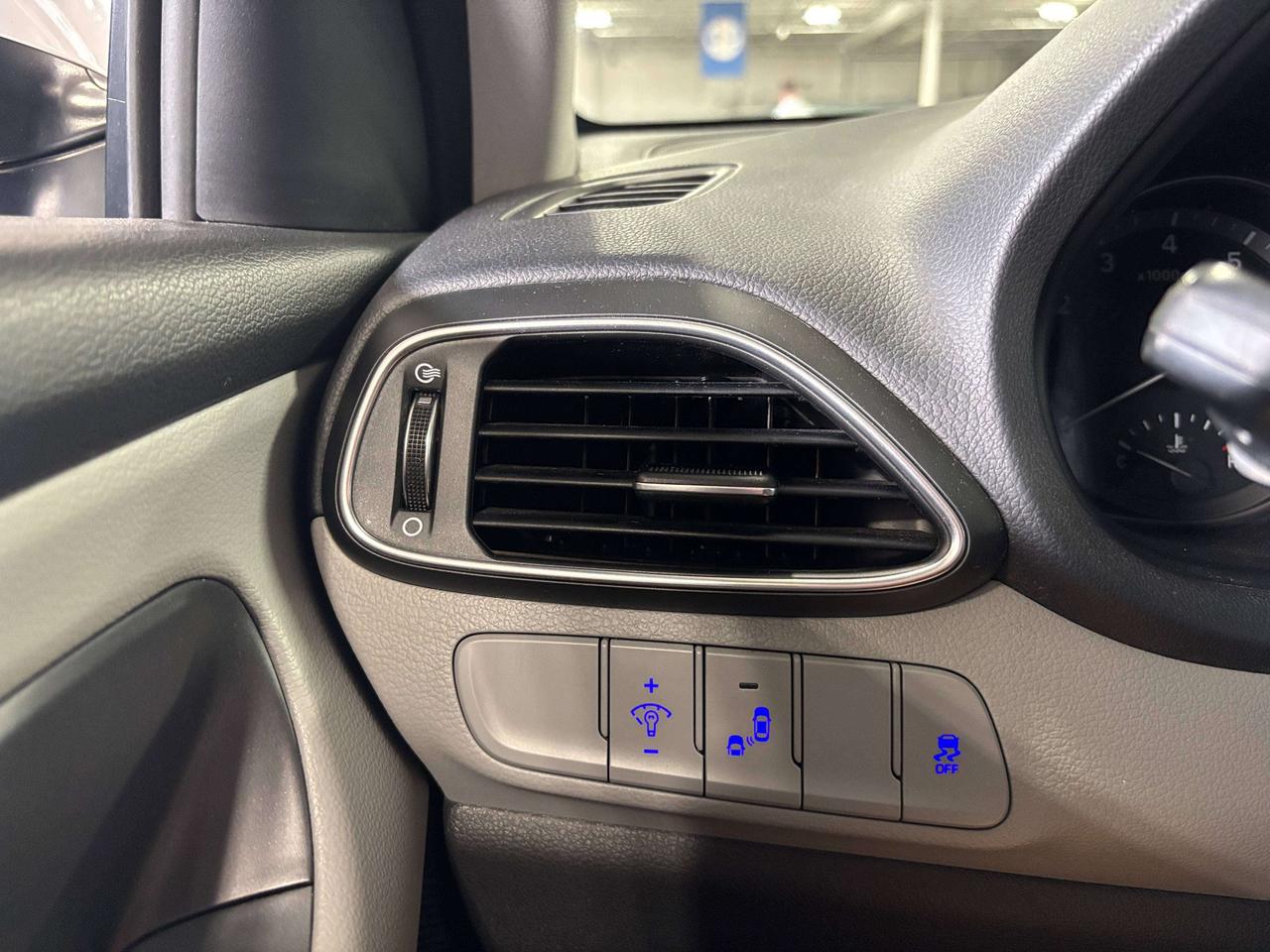 2018 Hyundai Elantra GT|HEATSEATS|HEATSTEER|APPLECARPLAY|ANDROIDAUTO|+ Photo