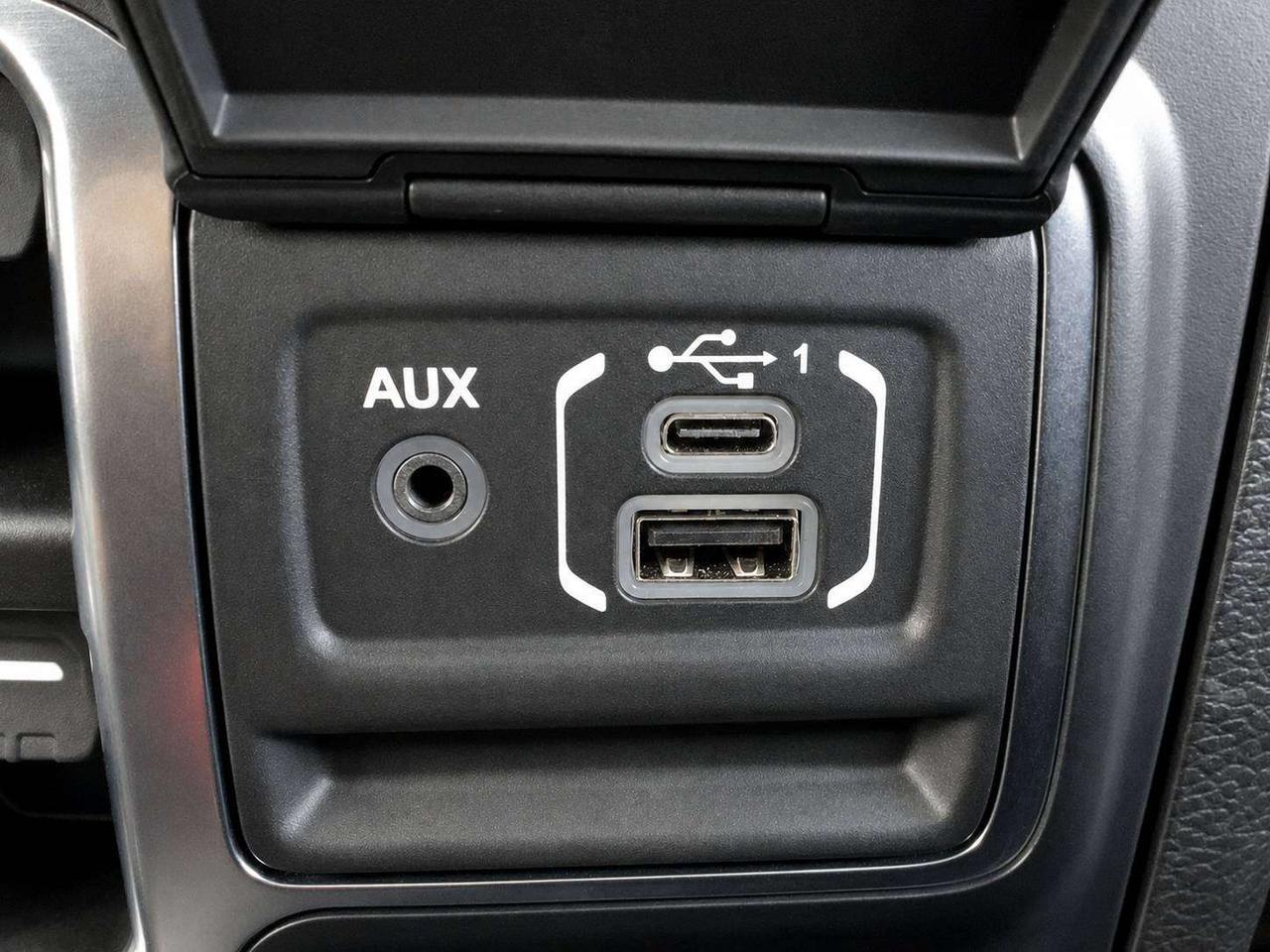 2022 Jeep Gladiator Rubicon | Heated Leather | 8.4 NAV | LED | 4X4 Photo