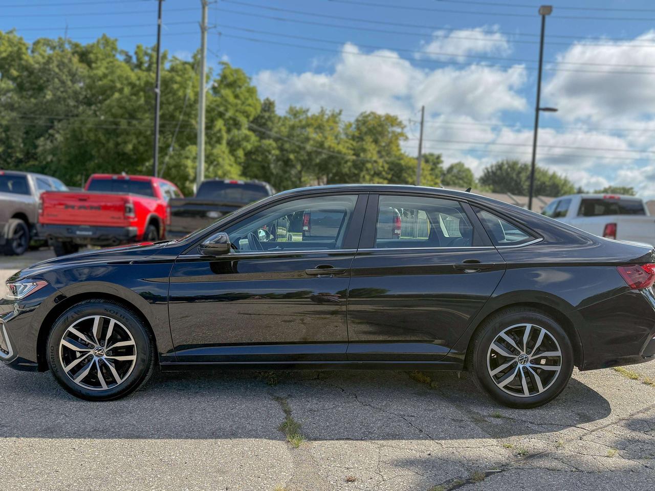 2025 Volkswagen Jetta Comfortline | HEATED SEATS | BLIND SPOT | Photo