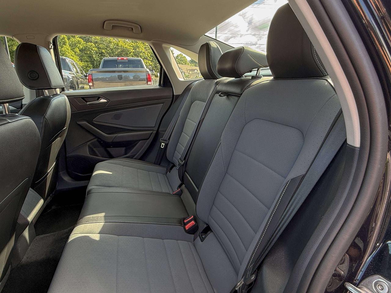 2025 Volkswagen Jetta Comfortline | HEATED SEATS | BLIND SPOT | Photo