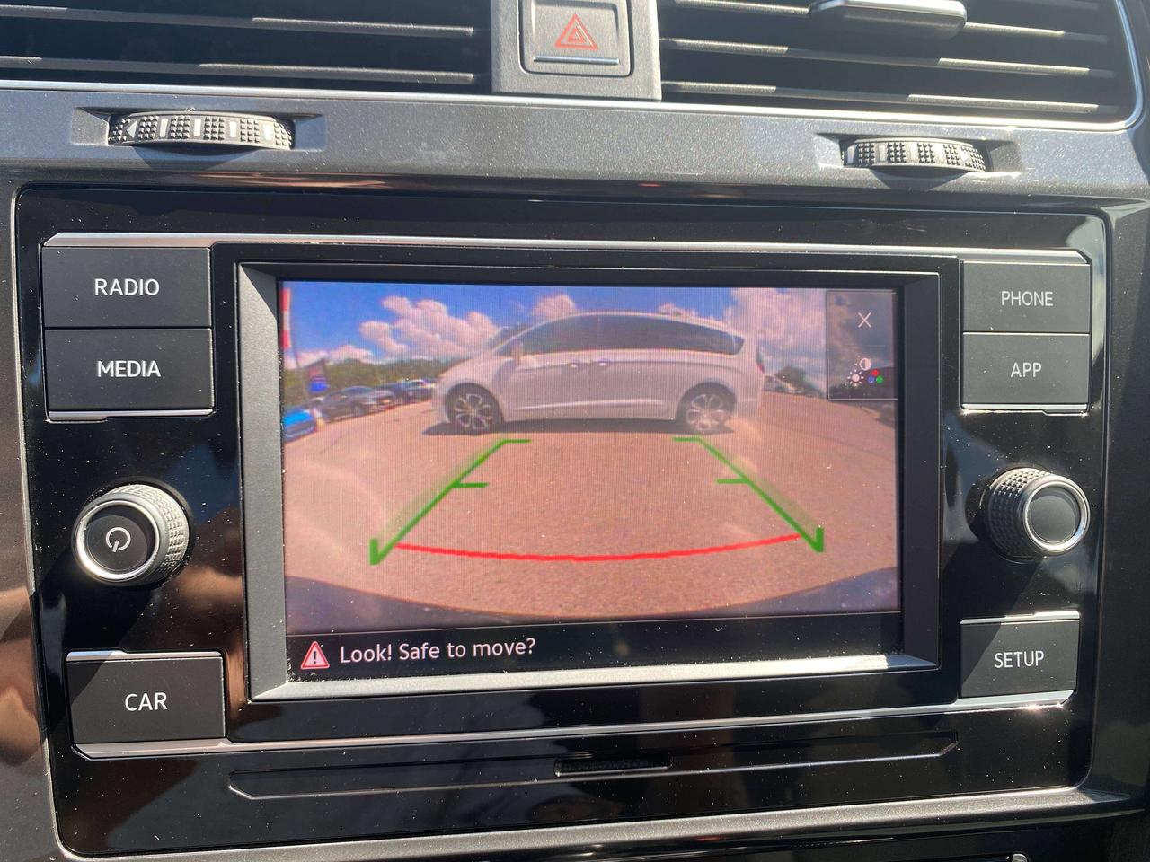 2018 Volkswagen Golf COMFORTLINE, HEATED SEATS, BACK UP CAM Photo