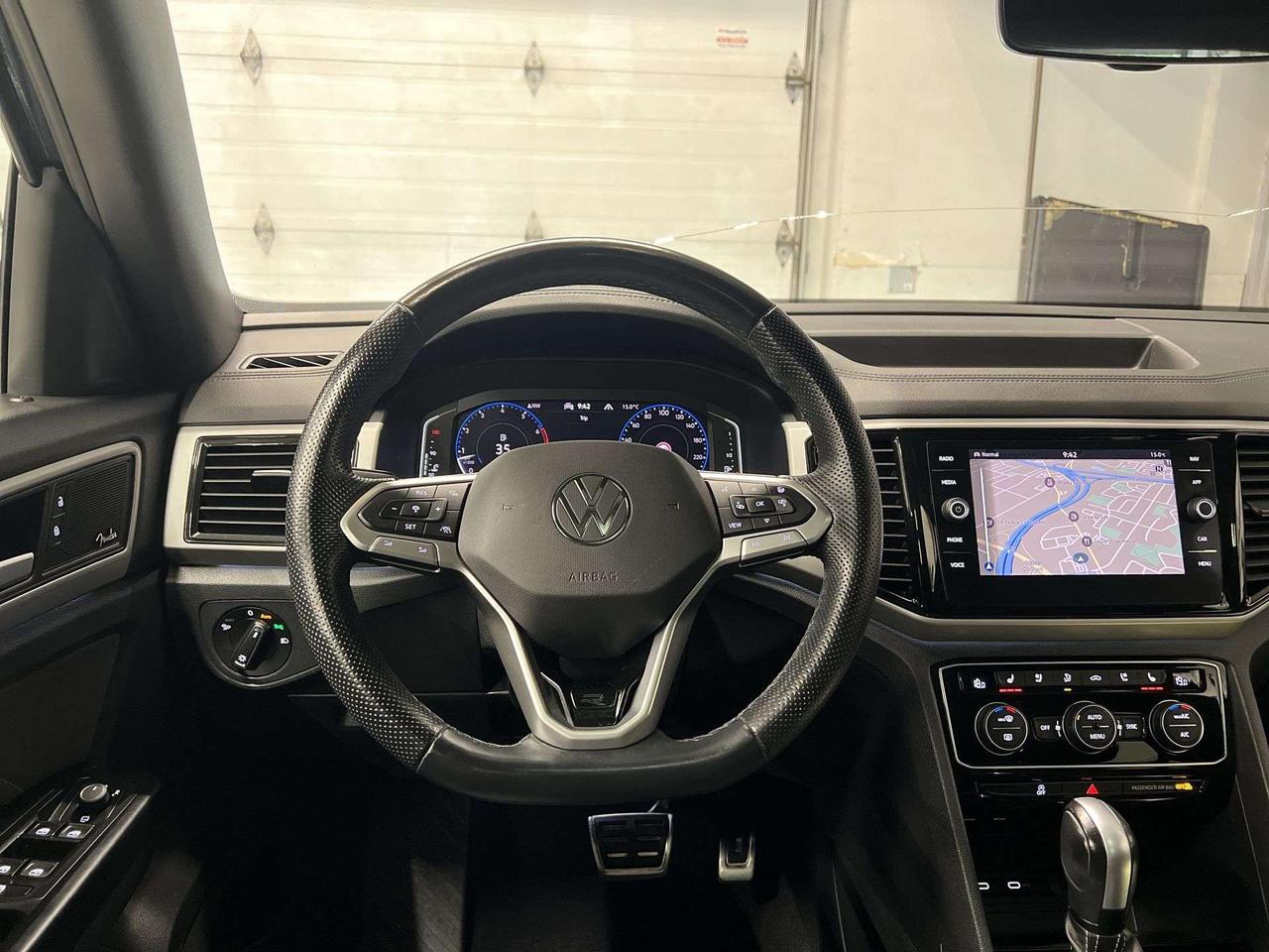 2021 Volkswagen Atlas EXECLINE R-LINE AWD | V6 | HTD LEATHER |PANO ROOF Photo