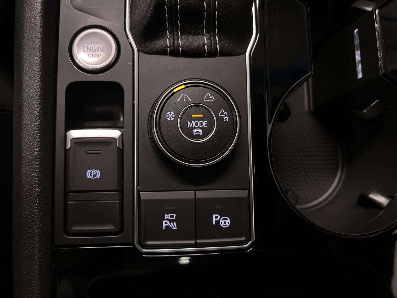 2021 Volkswagen Atlas EXECLINE R-LINE AWD | V6 | HTD LEATHER |PANO ROOF Photo