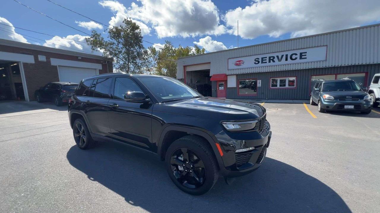 2023 Jeep Grand Cherokee LIMITED 4X4 | BLACK PKG | HTD LEATHER | PANO ROOF Photo