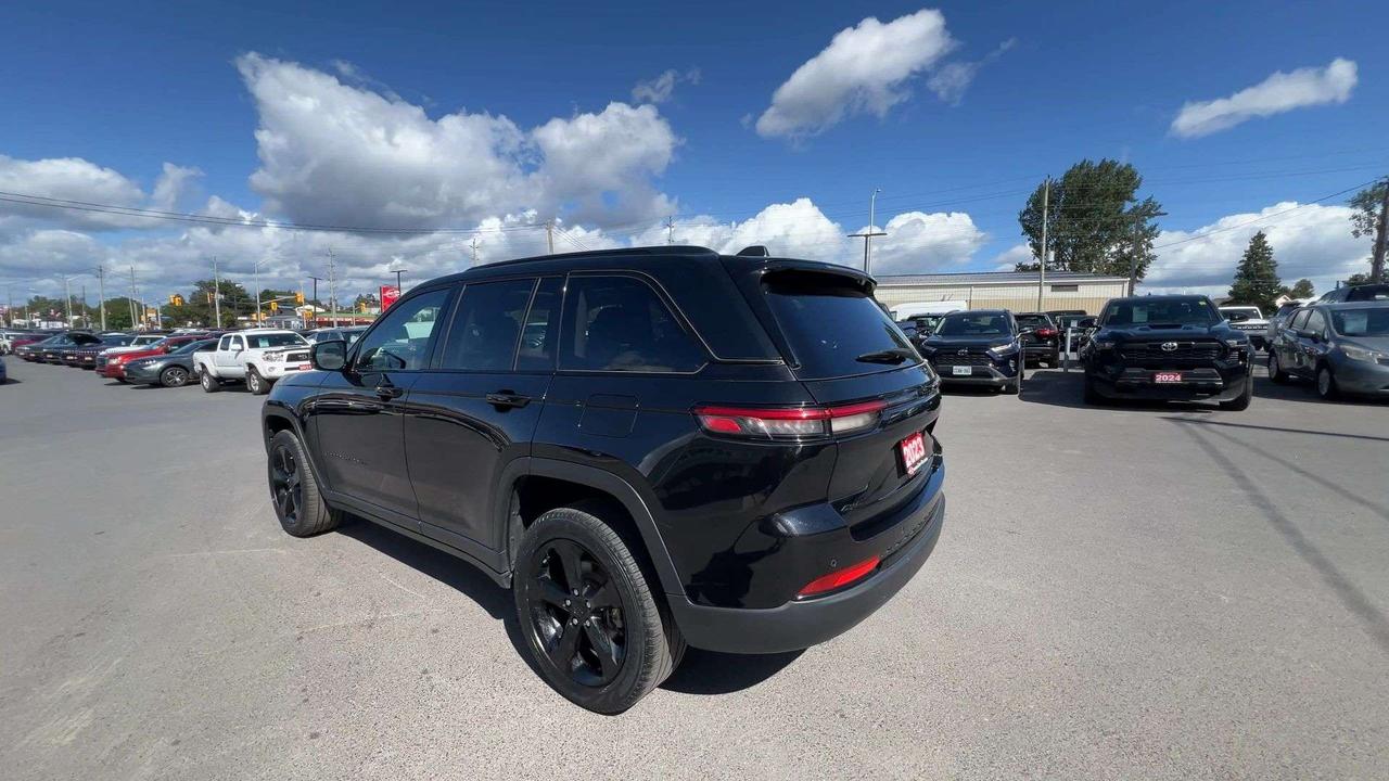 2023 Jeep Grand Cherokee LIMITED 4X4 | BLACK PKG | HTD LEATHER | PANO ROOF Photo
