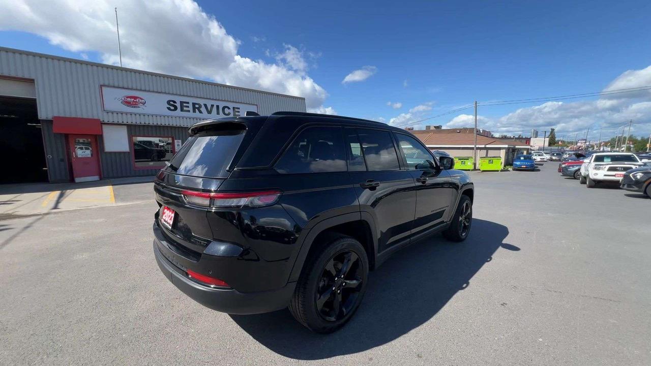 2023 Jeep Grand Cherokee LIMITED 4X4 | BLACK PKG | HTD LEATHER | PANO ROOF Photo