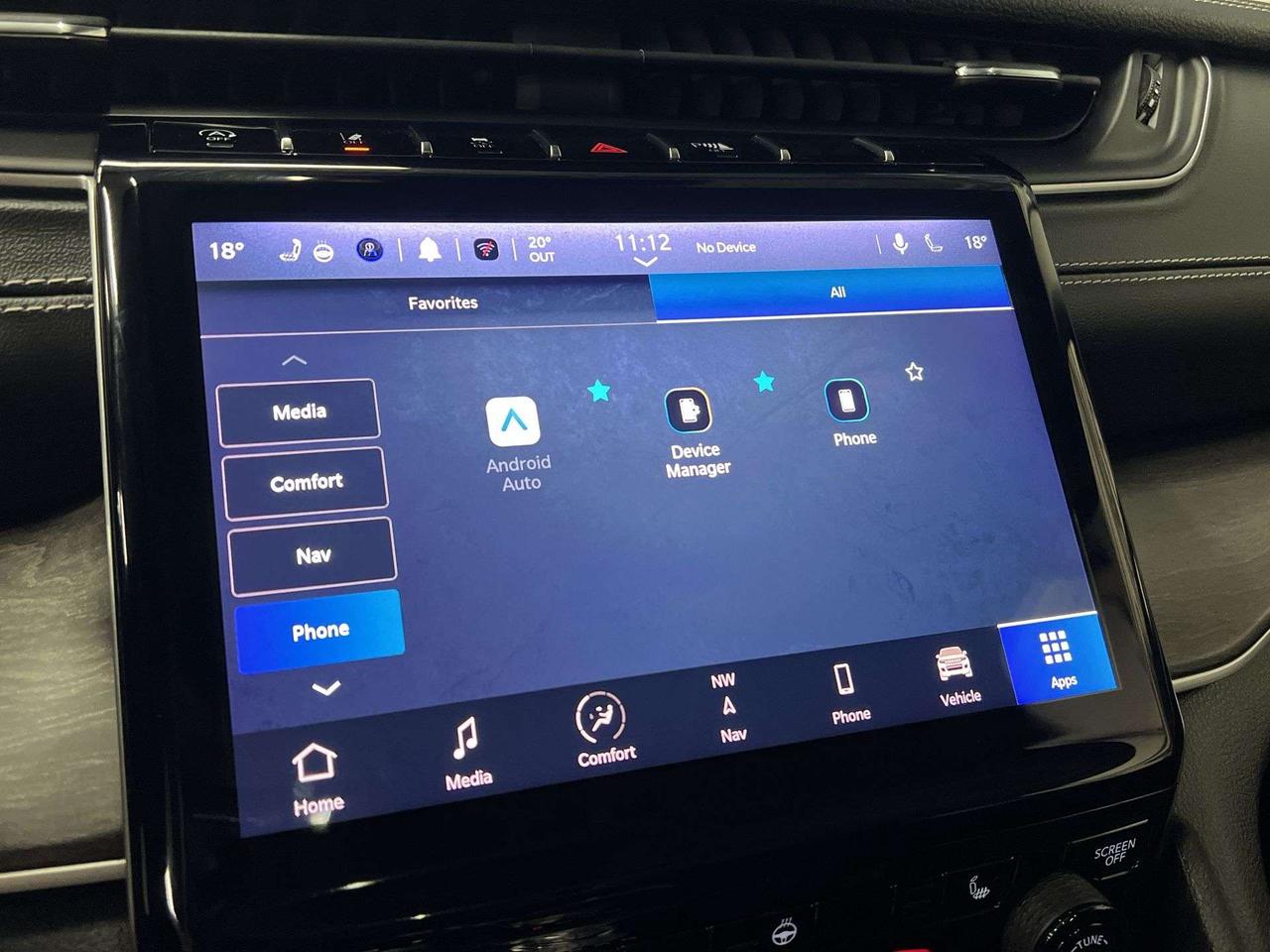 2023 Jeep Grand Cherokee LIMITED 4X4 | BLACK PKG | HTD LEATHER | PANO ROOF Photo