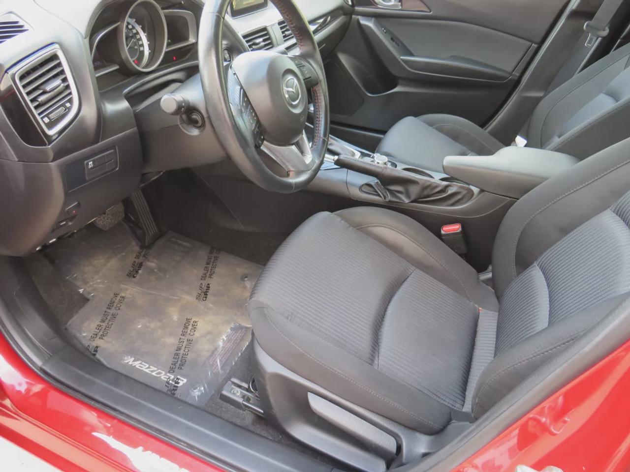 2016 Mazda MAZDA3 GS | FWD | Automatic | Low Kms | Alloy Wheels | Heated Seats | Climate Control | Touchscreen Display | Bluetooth | Back-Up Camera | Cruise Control | Rain-Sensing Wipers | Heated Power Mirrors Photo3