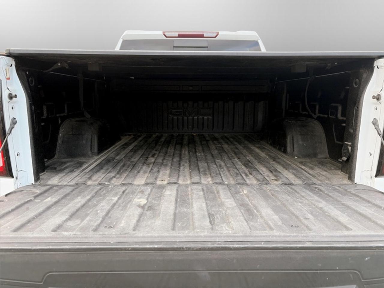 2020 GMC Sierra 1500 Elevation  **CLEAN CARFAX** Photo