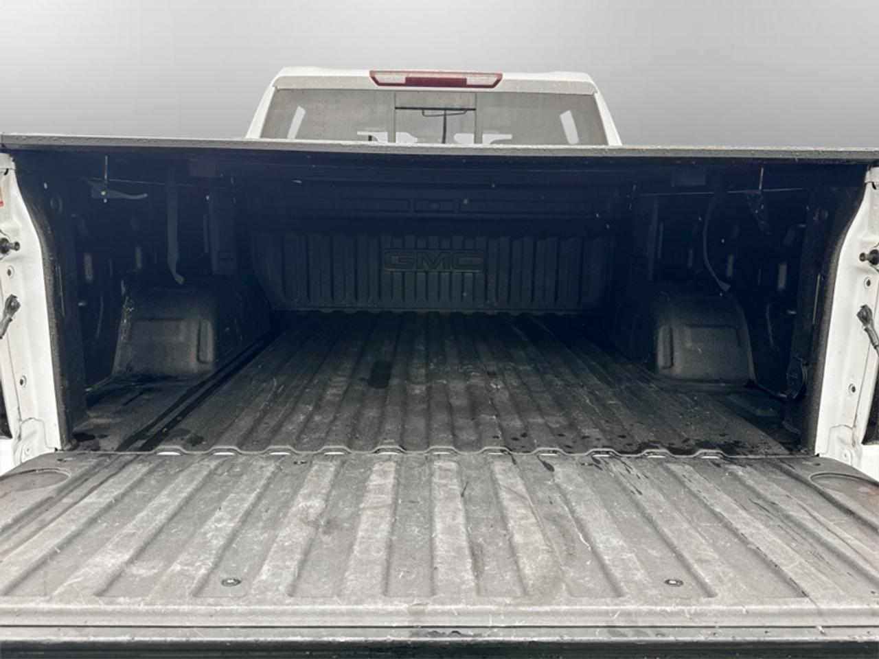 2020 GMC Sierra 1500 Elevation  **CLEAN CARFAX** Photo