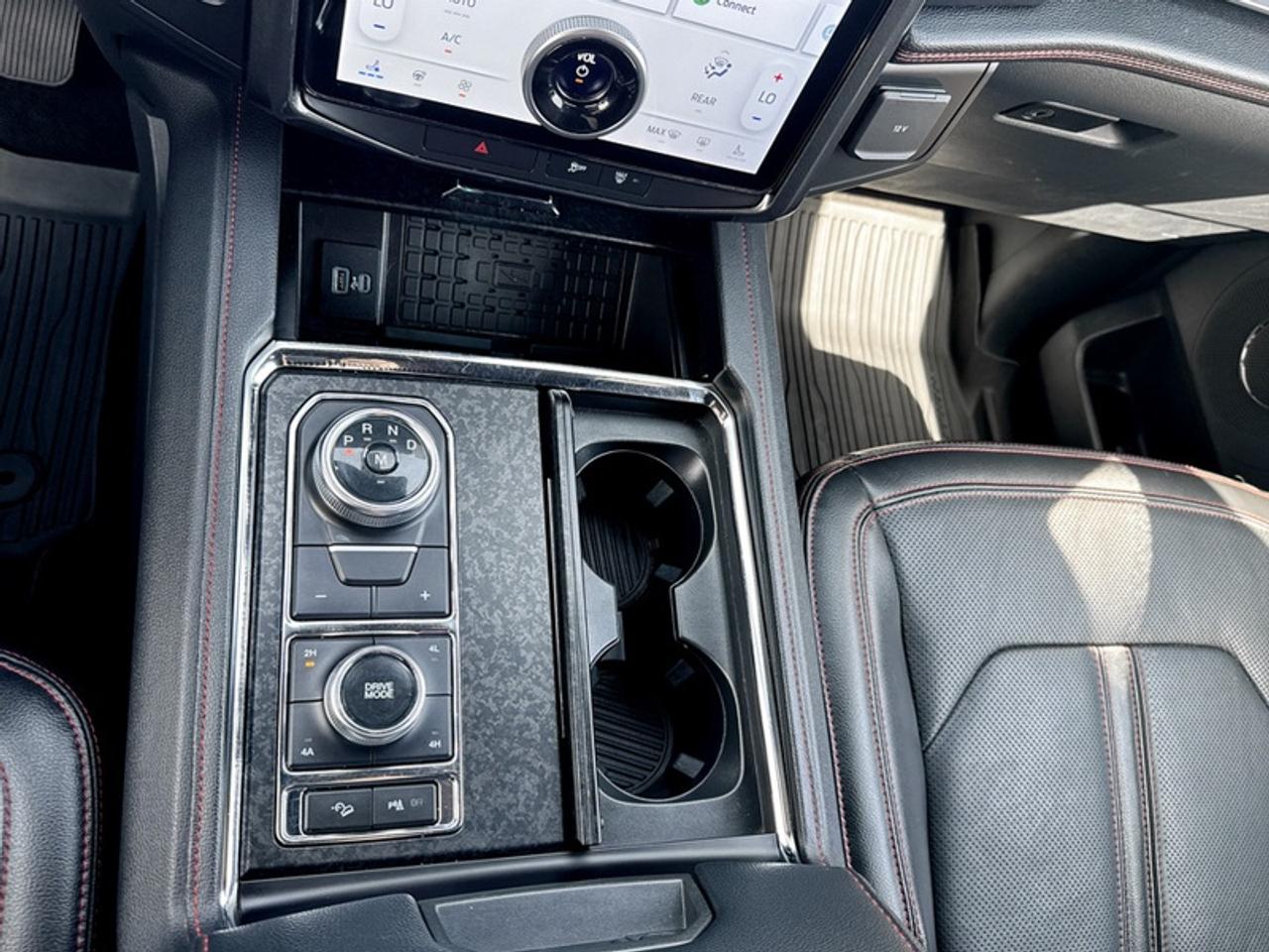 2022 Ford Expedition Limited Stealth Edition  *CLEAN CARFAX* Photo