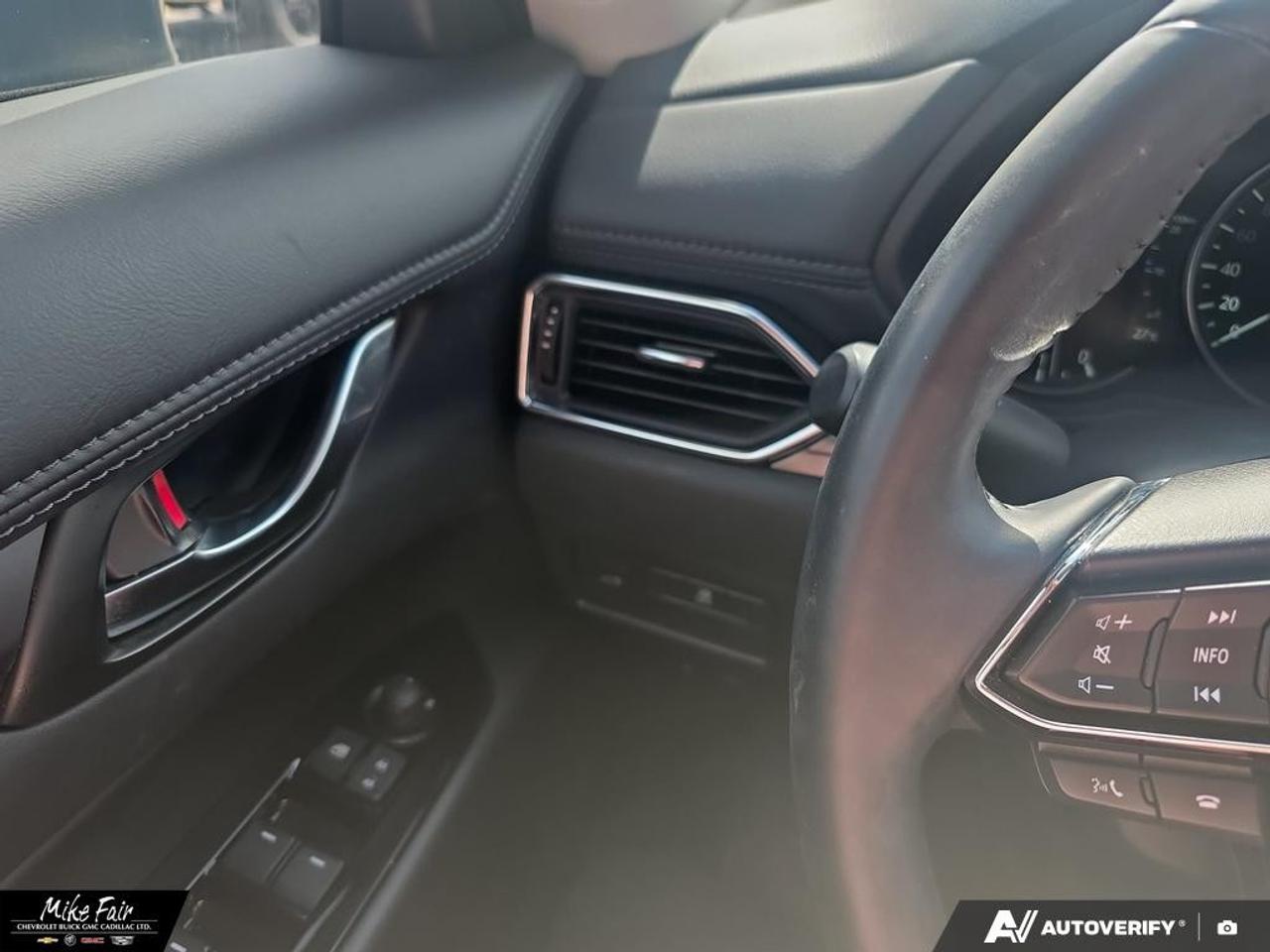 2025 Mazda CX-5  Photo