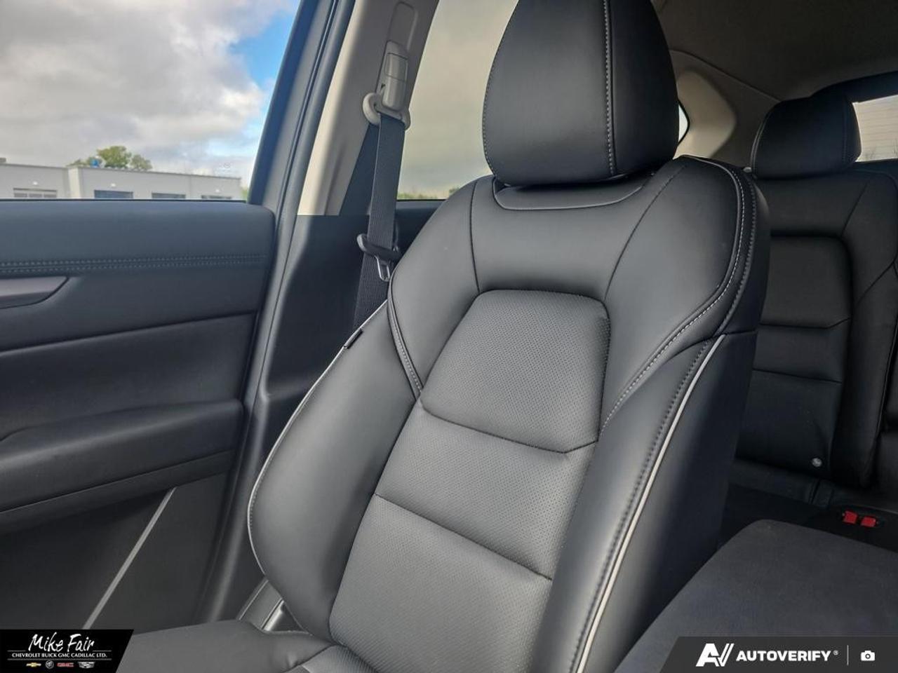 2025 Mazda CX-5  Photo