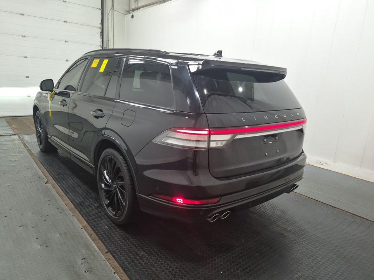 2022 Lincoln Aviator Reserve Photo3