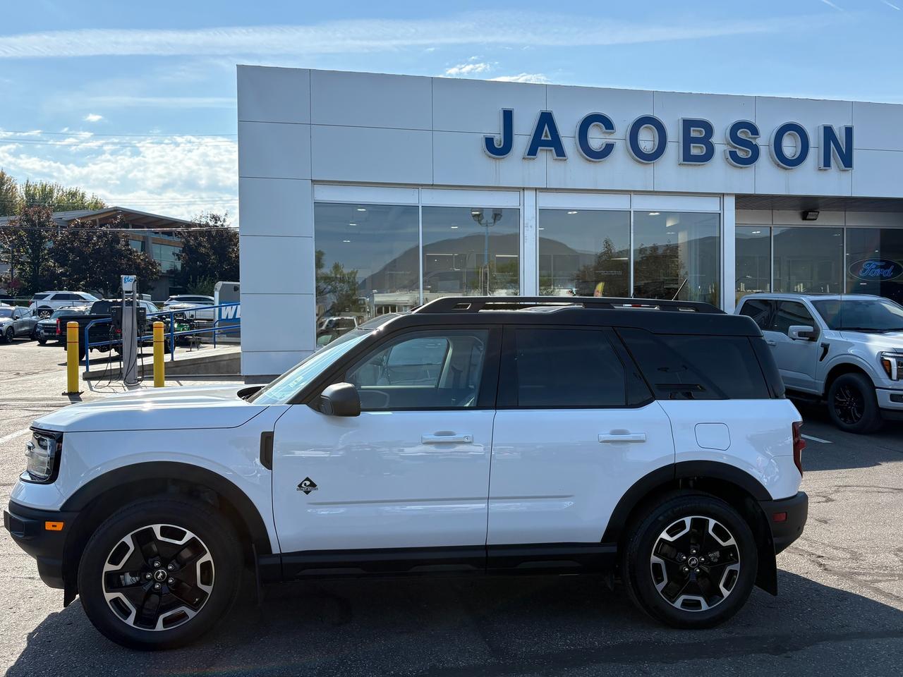 2024 Ford Bronco Sport Outer Banks Photo1