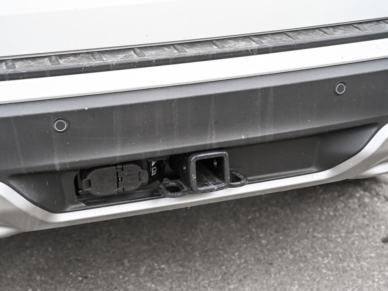 2026 Ford Explorer Platinum Photo4