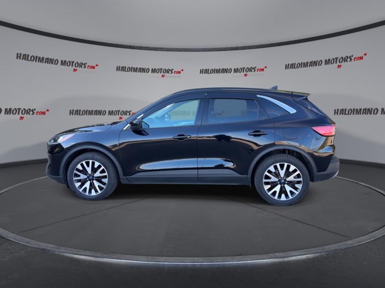 2020 Ford Escape SEL AWD | No Accidents | Panoramic Roof | Leather Seats Photo