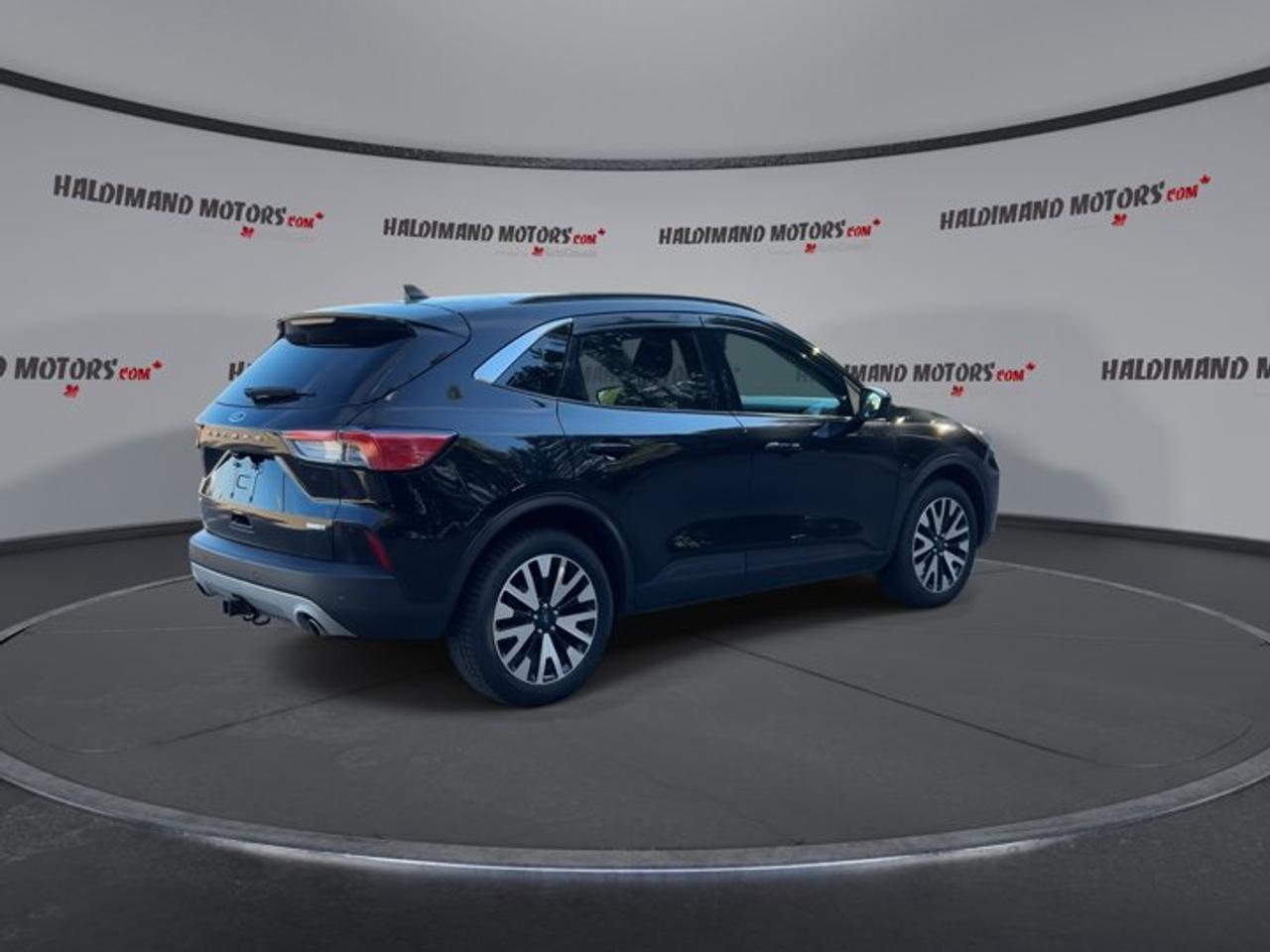 2020 Ford Escape SEL AWD | No Accidents | Panoramic Roof | Leather Seats Photo
