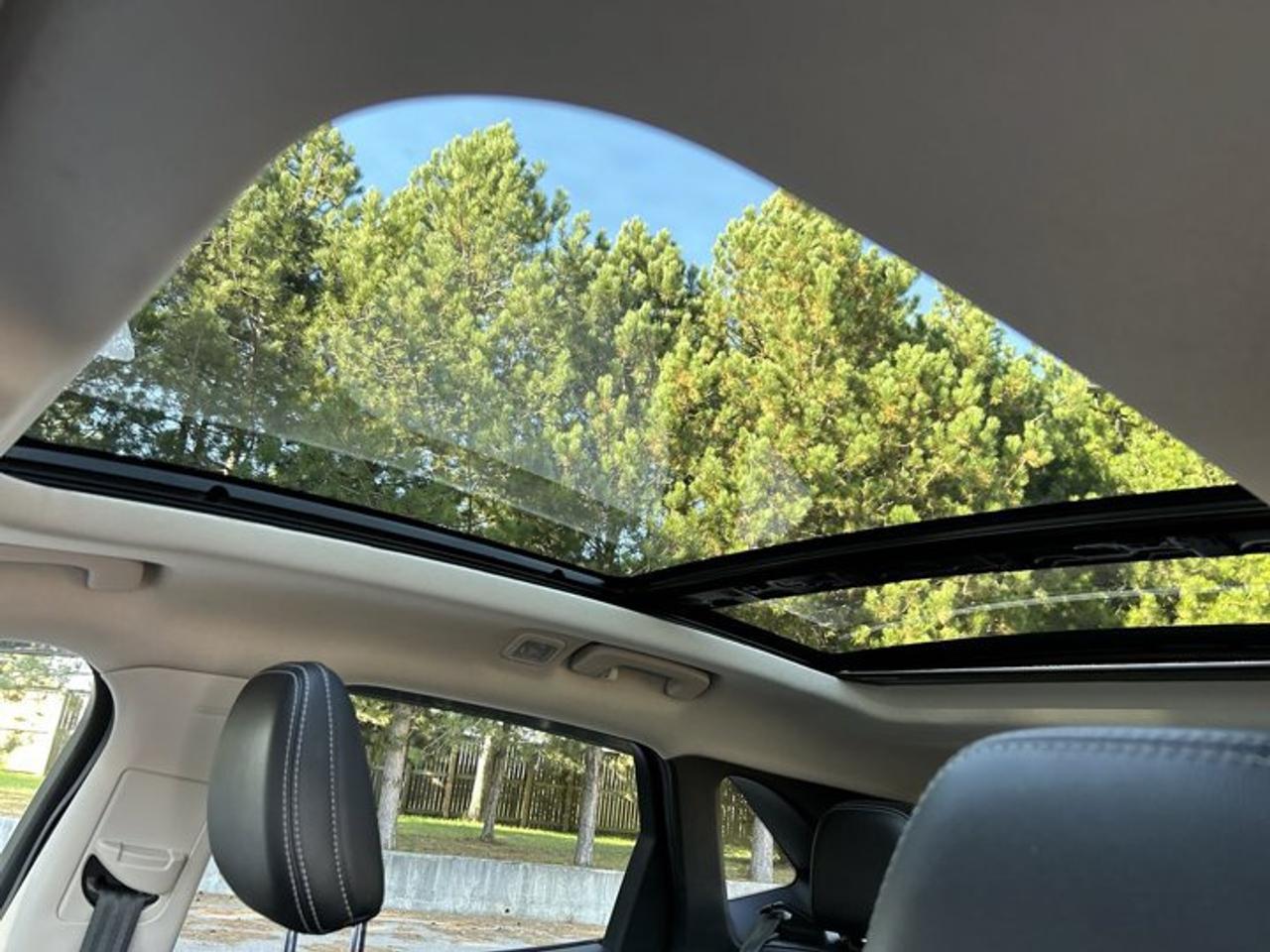 2020 Ford Escape SEL AWD | No Accidents | Panoramic Roof | Leather Seats Photo