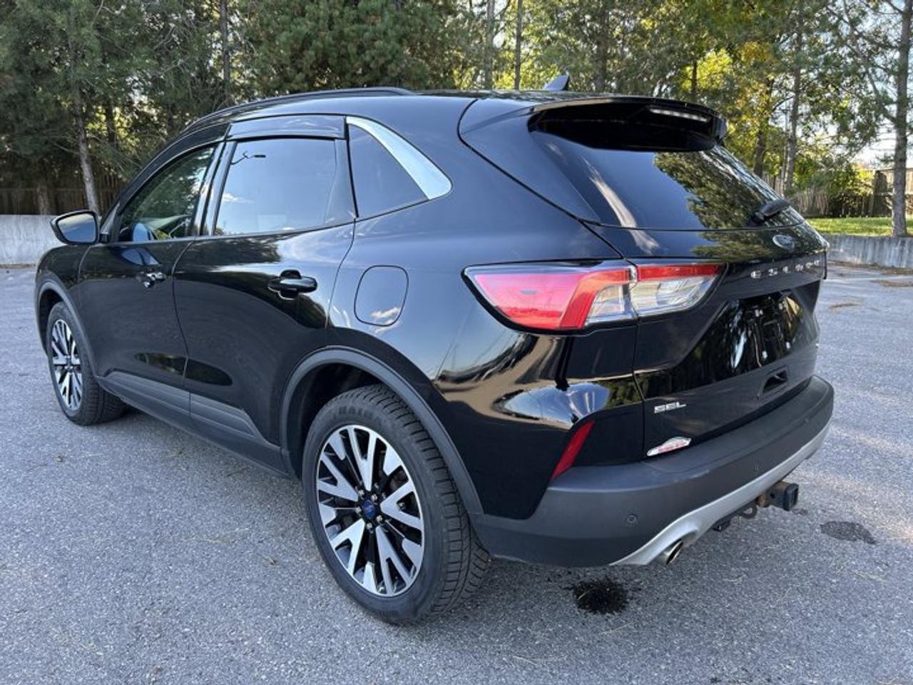 2020 Ford Escape SEL AWD | No Accidents | Panoramic Roof | Leather Seats Photo
