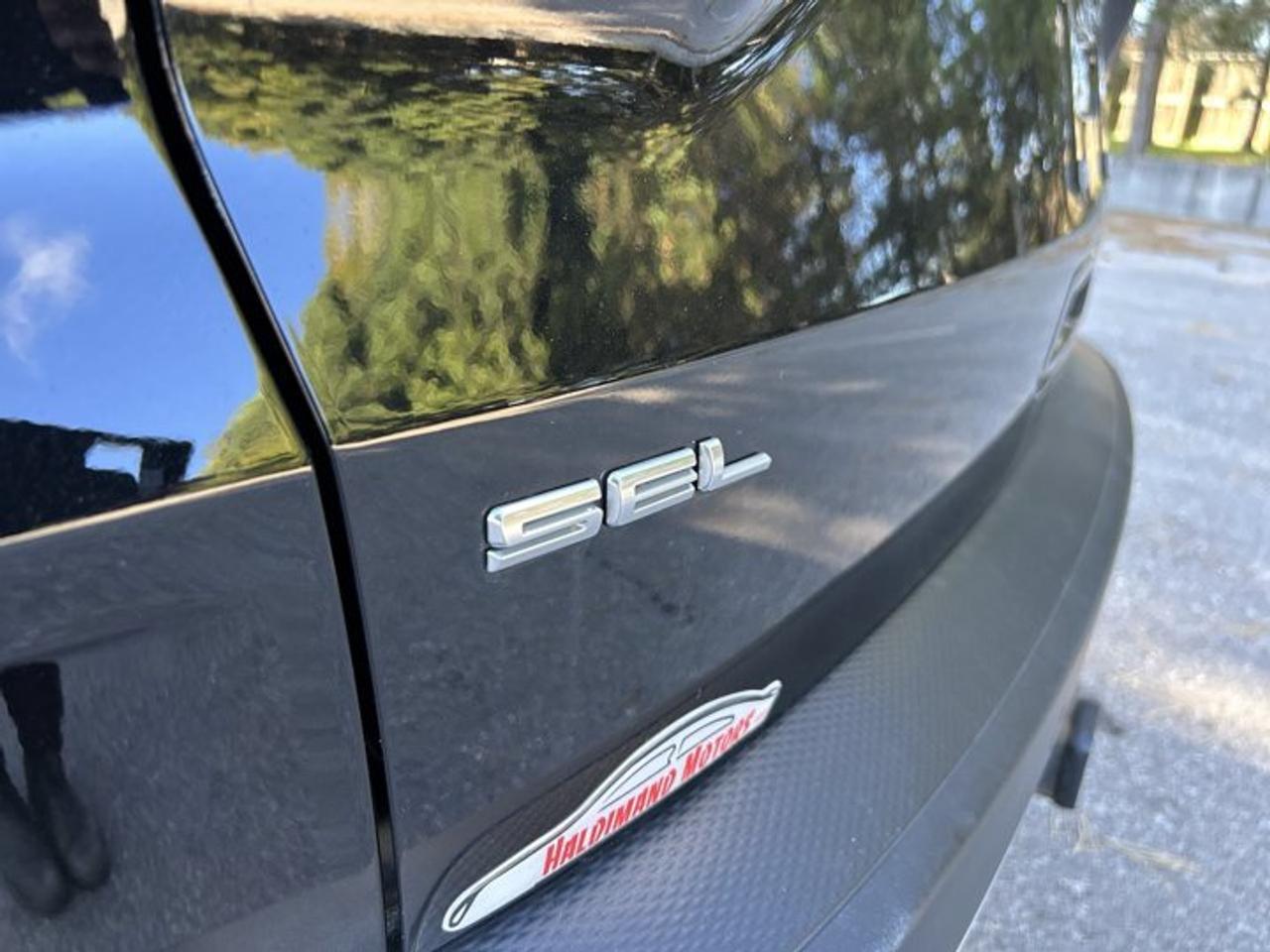 2020 Ford Escape SEL AWD | No Accidents | Panoramic Roof | Leather Seats Photo