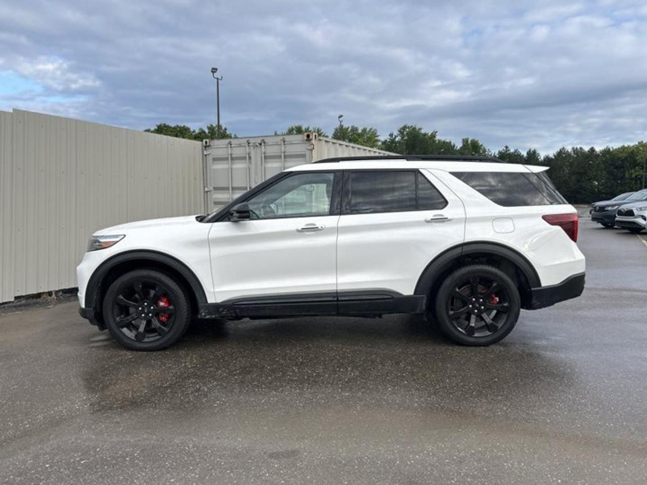 // ACCIDENT FREE!! //<br /><br />This used 2024 Ford Explorer ST 4WD is a powerful, well-equipped SUV built for busy family life and confident all-season driving. Offered by Haldimand Motors Ltd. in Cayuga, it pairs a White exterior with a Black interior, a 3.0-litre gas engine, automatic transmission, and 66,430 km on the odometer.<br /><br />With four doors, four-wheel drive, and a strong feature list, this 2024 Ford Explorer ST 4WD stands out for comfort, control, and everyday utility. You also get ventilated front seats, a heated steering wheel, navigation, a panoramic sunroof, and adaptive cruise control in one athletic and refined package.<br /><br />FEATURES OF THE Explorer ST 4WD | No Accidents | Vent. Front Seats | Heated Steering<br />   3.0-litre gas engine with automatic transmission<br />   Four-wheel drive for year-round confidence<br />   Ventilated front seats add welcome comfort<br />   Heated steering wheel for cold mornings<br /><br />ADVANCED SAFETY FEATURES<br />   Backup camera helps with reversing visibility<br />   Lane departure warning adds extra awareness<br />   Blind spot monitor supports safer lane changes<br />   Stability control helps maintain road composure<br /><br />This 2024 Ford Explorer ST 4WD is designed to help you feel secure behind the wheel. Anti-Lock Braking System, child safety locks, driver and passenger airbags, side impact airbags, head side airbags, tire pressure monitoring, and automatic door locks all add to its solid safety profile.<br /><br />PERFORMANCE AND EFFICIENCY<br />   3.0-litre gas engine delivers strong performance<br />   Automatic transmission shifts smoothly and quickly<br />   Dual shift mode adds driver control<br />   Performance tires support confident road grip<br /><br />This 2024 Ford Explorer ST 4WD brings strong response and composed handling to daily driving and highway travel. Power steering, four-wheel drive, fog lights, and a rear spoiler support a drive that feels capable, smooth, and ready for changing road conditions across Ontario.<br /><br />COMFORT AND CONVENIENCE<br />   Ventilated front seats improve warm-weather comfort<br />   Heated front and rear seats included<br />   Heated steering wheel adds winter comfort<br />   Dual-zone climate control keeps peace onboard<br /><br />Inside, this 2024 Ford Explorer ST 4WD is set up for comfort in every row. It includes front air conditioning, automatic climate control, rear climate control, rear air conditioning, power windows, memory seats, driver lumbar support, passenger lumbar support, and a power liftgate for easier daily use.<br /><br />TECHNONOLGY AND CONNECTIVITY<br />   Navigation system helps guide every trip<br />   Apple CarPlay connects favourite smartphone features<br />   Android Auto adds simple phone integration<br />   WiFi hotspot keeps passengers connected<br /><br />This 2024 Ford Explorer ST 4WD also features Bluetooth integration, satellite radio, HD Radio, steering wheel audio controls, push button start, and an auto-dimming rearview mirror. These features make it easy to stay informed, entertained, and connected whether commuting, travelling, or running errands.<br /><br />CARGO SPACE<br />   Power liftgate helps with daily loading<br />   Four-door layout improves cabin access<br />   Rear cargo area suits family gear<br />   Trailer hitch adds extra hauling flexibility<br /><br />This 2024 Ford Explorer ST 4WD offers the versatility many SUV shoppers want. The roomy rear cargo area is useful for groceries, sports gear, luggage, and more, while the trailer hitch adds practical utility when extra carrying capability is needed for weekend plans.<br /><br />AWARDS & RECOGNITIONS<br />   Top Safety Pick, Insurance Institute for Highway Safety, 2024<br /><br />WHAT OTHER OWNERS LIKE<br />   Strong acceleration from turbocharged six-cylinder power<br />   Comfortable cabin with useful family space<br />   Confident all-wheel traction in poor weather<br />   Easy-to-use infotainment and smartphone connectivity<br /><br />Finished in White with a Black interior, this accident-free 2024 Ford Explorer ST 4WD delivers strong power, premium comfort, modern technology, and practical SUV flexibility. It is a smart choice for drivers who want performance, space, and year-round confidence from a well-appointed Ford.<br /><br />This 2024 Ford Explorer ST 4WD | No Accidents | Vent. Front Seats | Heated Steerings VIN is: 1FM5K8GC1RGA08588.<br /><br />WHY CHOOSE US? <br /><br />Honest & Transparent Buying Experience: Weve been a trusted name in business since 1984.<br /><br />STRAIGHTFORWARD PRICING:<br />Our Advertised Price Includes:<br />>>Safety Certification (No separate fee!)<br />>>30-Day 100% Mechanical Warranty<br />>>FREE Carfax History Report.<br />>>No upcharge for paying cash.<br />(Prices Exclude HST and Licensing Fees only.)<br /><br />>>Browse 300+ vehicles all in ONE LOCATION<br /><br />EASY FINANCING: Great rates & open loans<br /><br />WE BUY CARS: Get Top Dollar for your trade-in, or sell us your vehicle for CASH! Even if you dont buy from us!<br /><br />STOP BY TODAY<br />Treat yourself - stop by Haldimand Motors Ltd. located at 42 Talbot St E, Cayuga, ON N0A 1E0 to make this car yours today!<br /><br />https://www.haldimandmotors.com/used/stock-461154.html