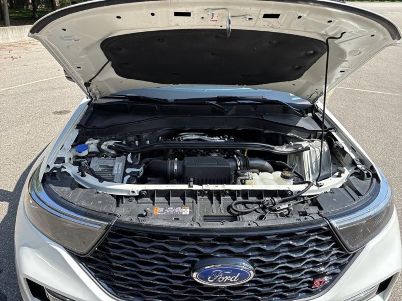 2024 Ford Explorer ST 4WD | No Accidents | Vent. Front Seats | Heated Steering Photo