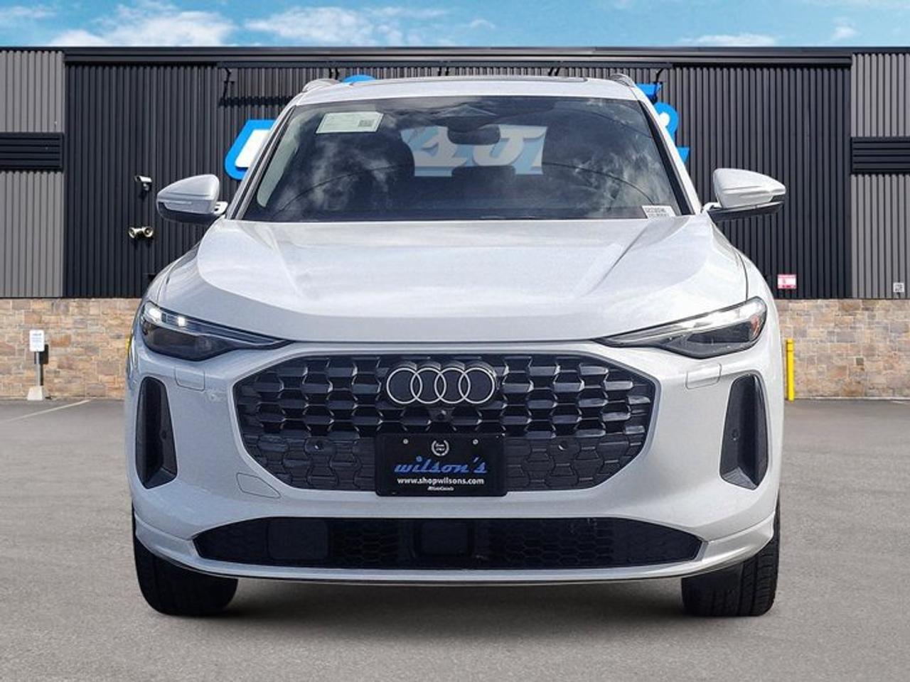 2025 Audi Q5 Progressive 2.0T AWD | Leather | Sunroof | Nav | Heated Wheel + Seats | Power Seat | Rear Camera | Photo