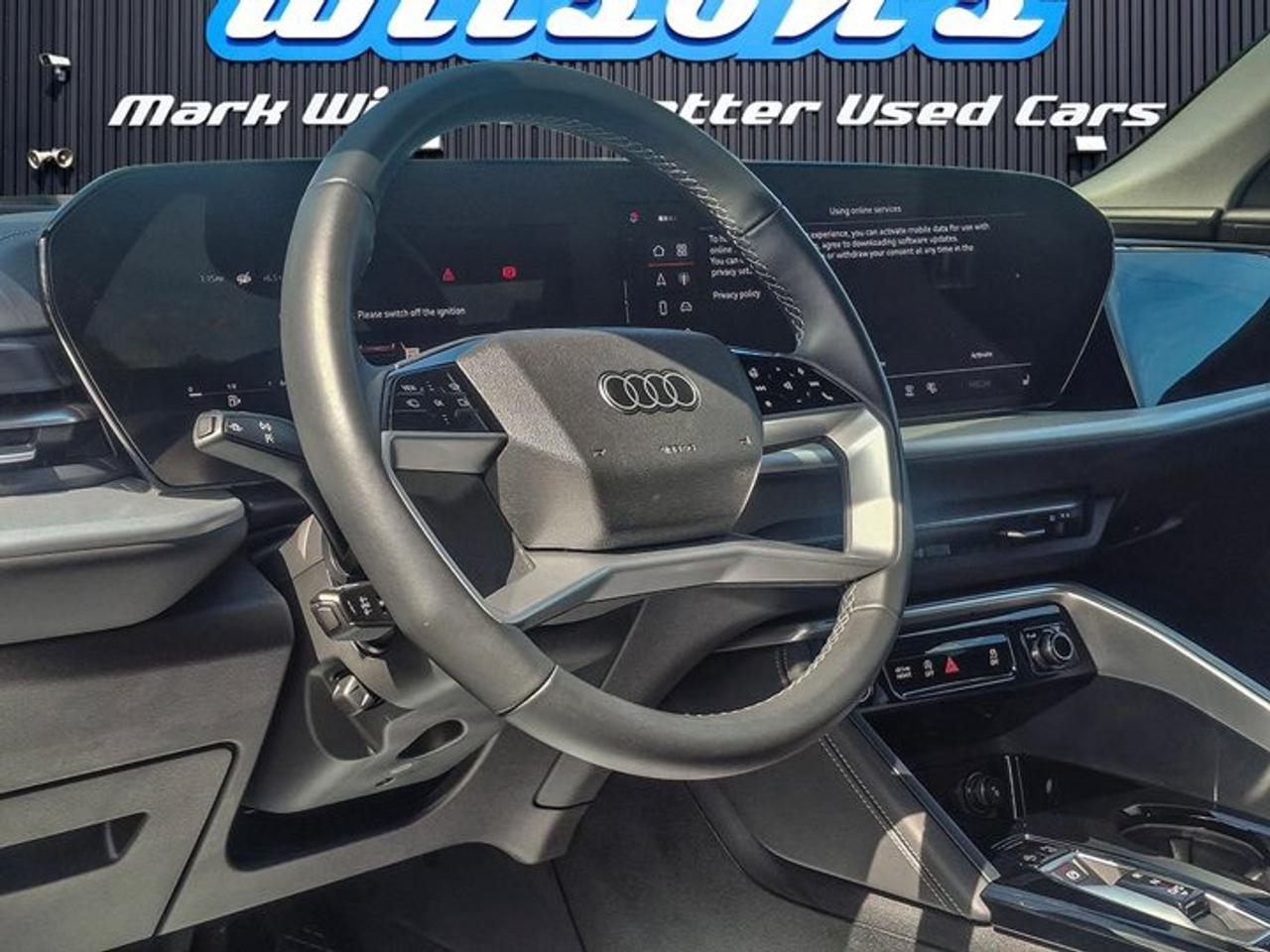 2025 Audi Q5 Progressive 2.0T AWD | Leather | Sunroof | Nav | Heated Wheel + Seats | Power Seat | Rear Camera | Photo