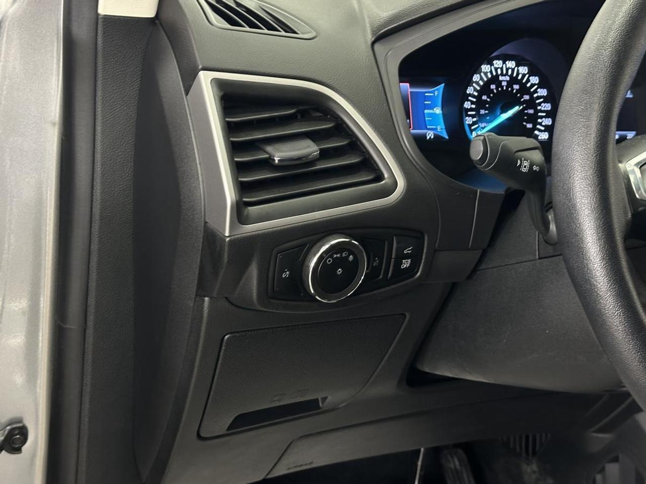 2024 Ford Edge SEL AWD - 74KM/NAVI/PWR HEATER/KEYLESS START/OFF 1 OWNER LEASE! Photo