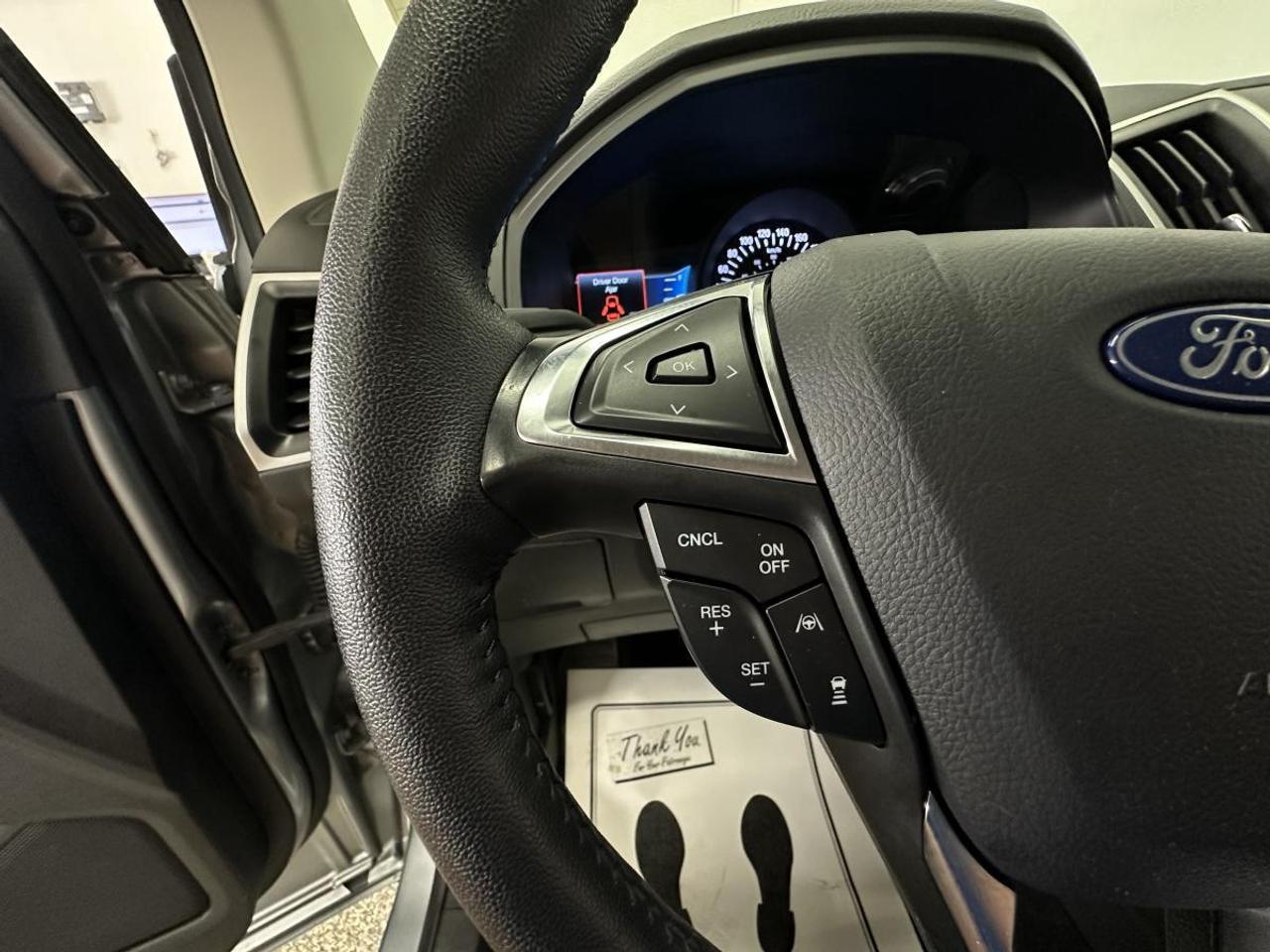 2024 Ford Edge SEL AWD - 74KM/NAVI/PWR HEATER/KEYLESS START/OFF 1 OWNER LEASE! Photo