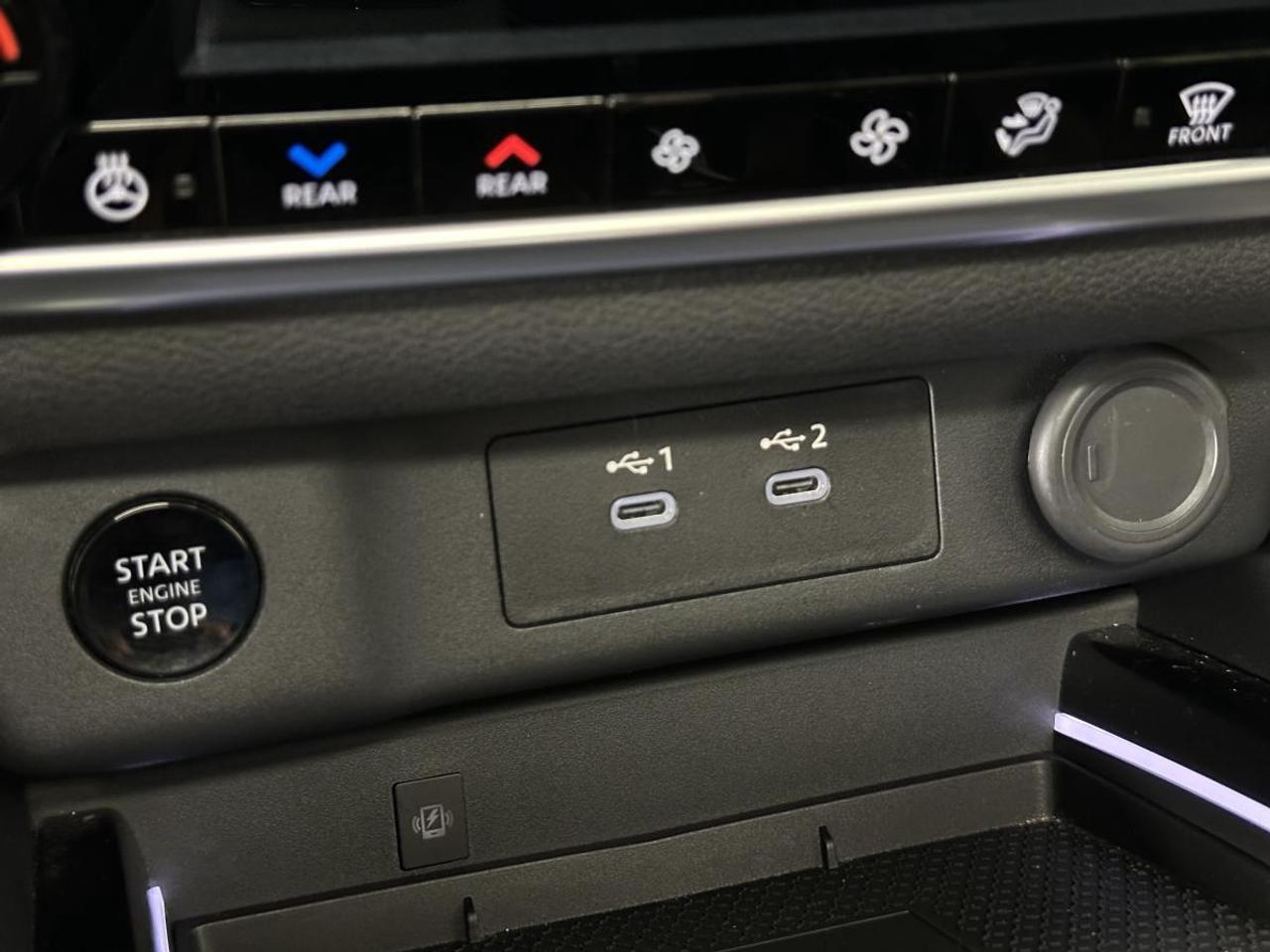 2024 Nissan Rogue Platinum PLATINUM/AWD/STITCHED LEATHER/NAVI/PANO/OFF 1 OWNER LEASE! Photo