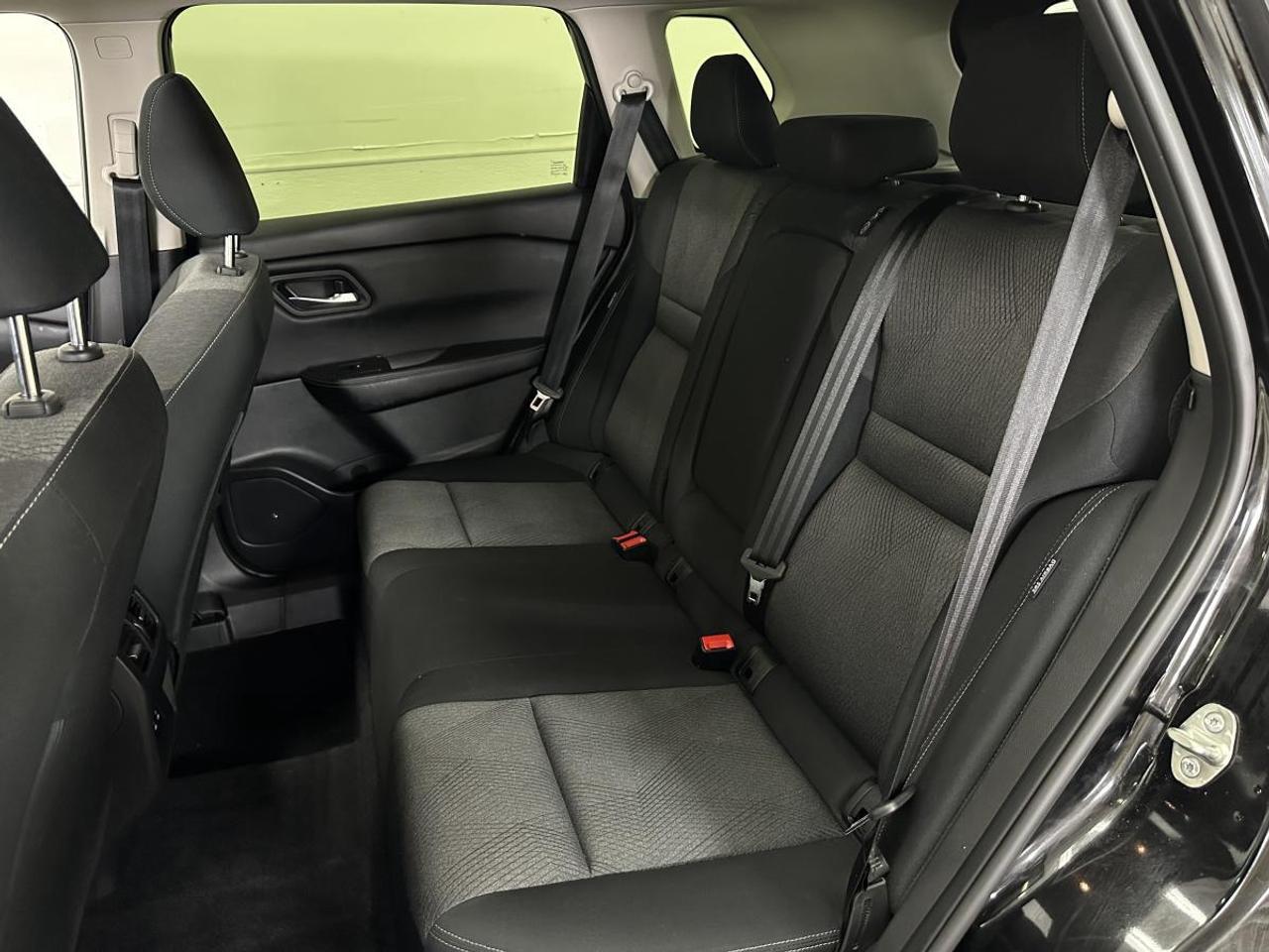 2026 Nissan Rogue SV Moonroof SV/AWD/PANOROOF/30000KM! Photo