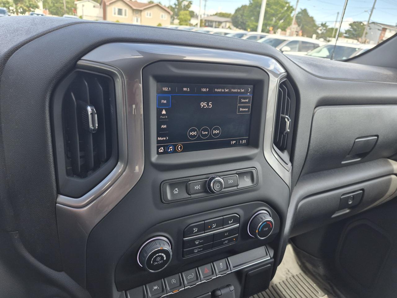 2022 Chevrolet Silverado 1500  Photo