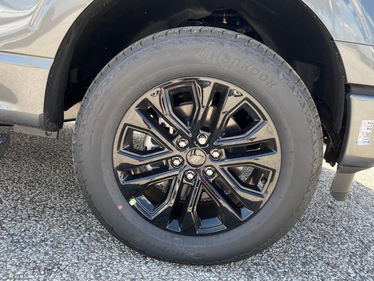 2026 Ford F-150 Lariat Photo