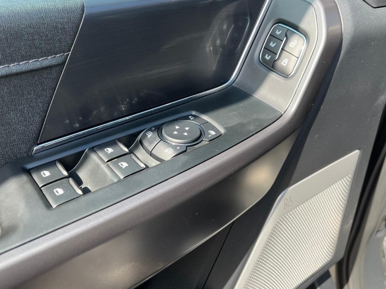 2026 Ford F-150 Lariat Photo