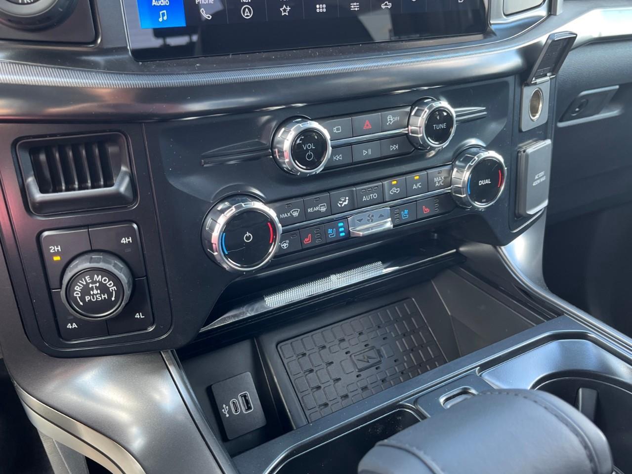 2026 Ford F-150 Lariat Photo