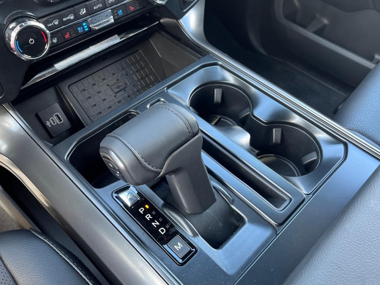 2026 Ford F-150 Lariat Photo