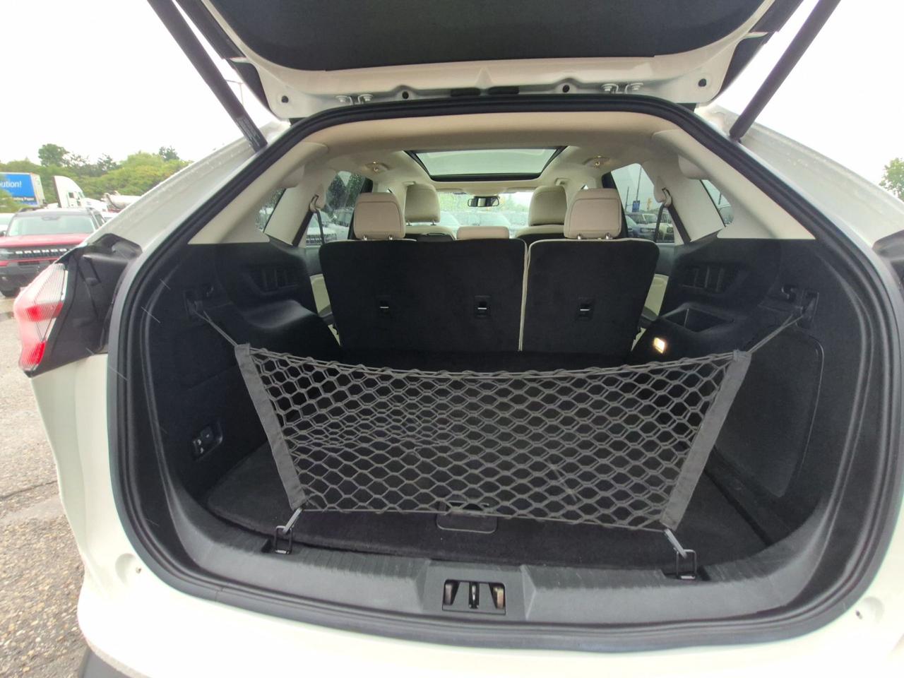 2022 Ford Edge 20" RIMS, HITCH, 301A PACK, LOADED! HEATED WHEEL! Photo