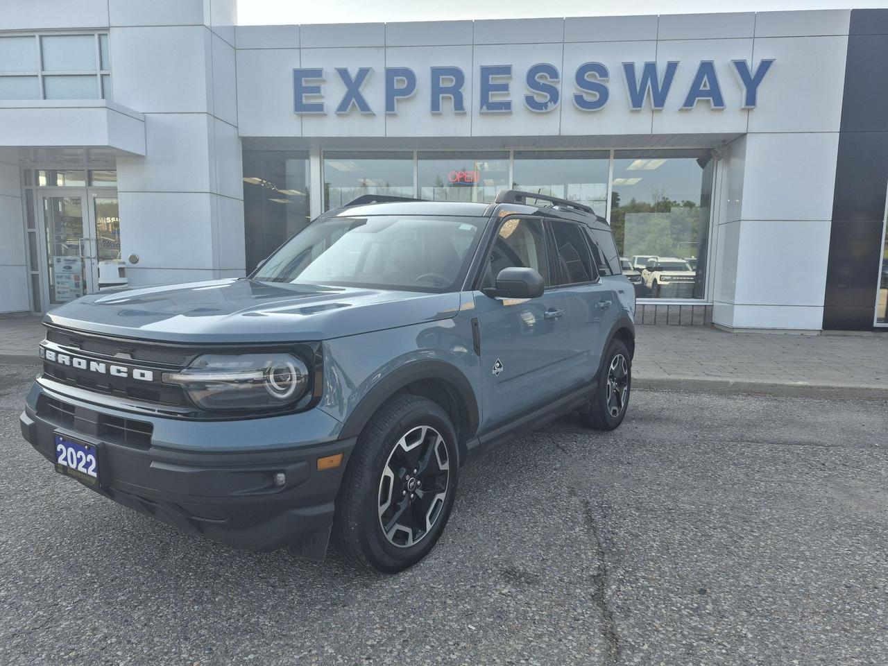 Used 2022 Ford Bronco LOCAL TRADE! OUTERBANKS! TECH PACK! ROOF! TOW PACK for sale in New Hamburg, ON