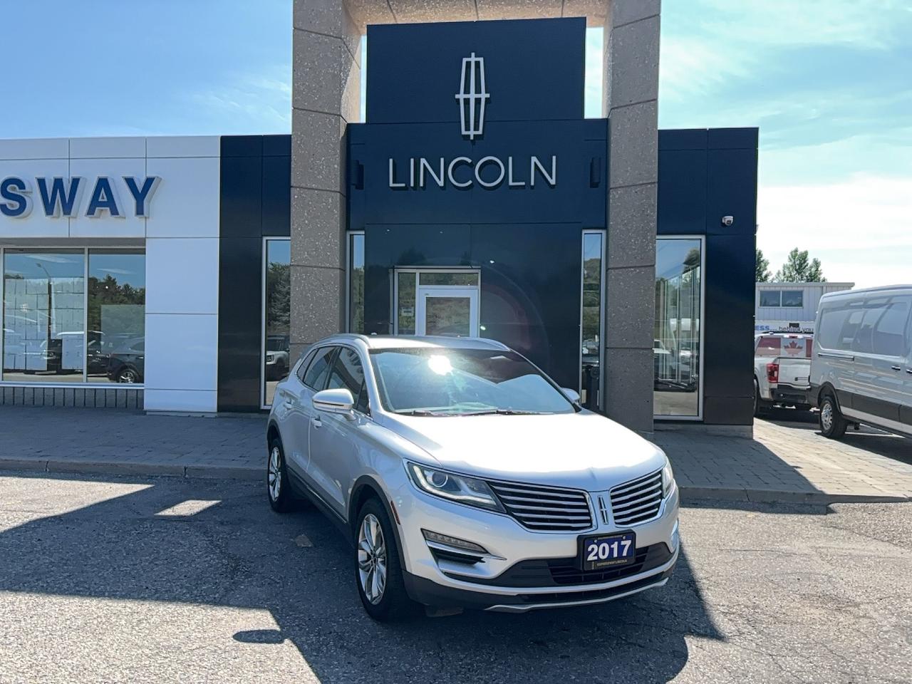 Used 2017 Lincoln MKC SELECT PLUS PACK! LOADED, 2L, AWD, LOCAL TRADE! for sale in New Hamburg, ON