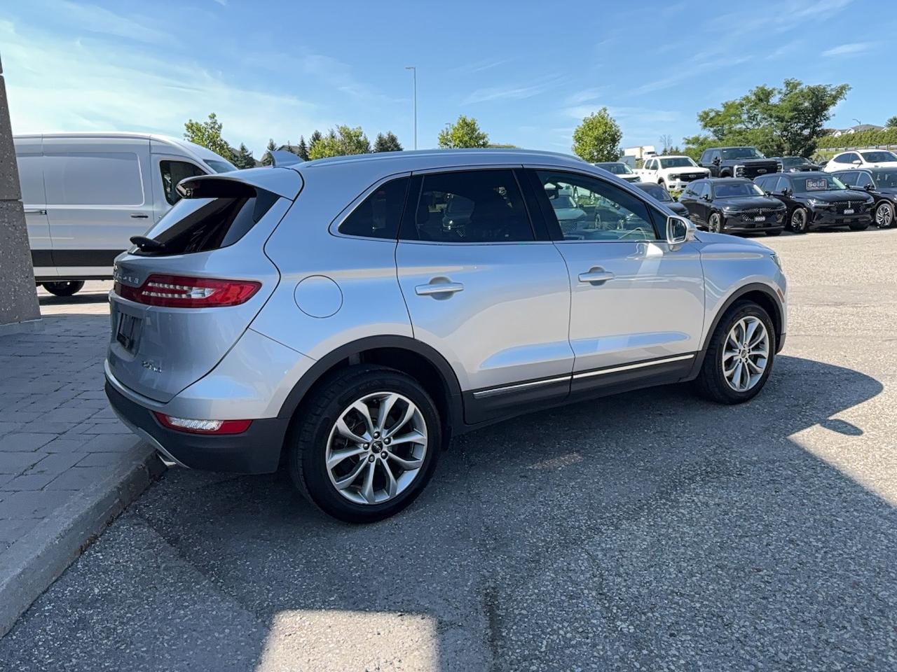 2017 Lincoln MKC SELECT PLUS PACK! LOADED, 2L, AWD, LOCAL TRADE! Photo4
