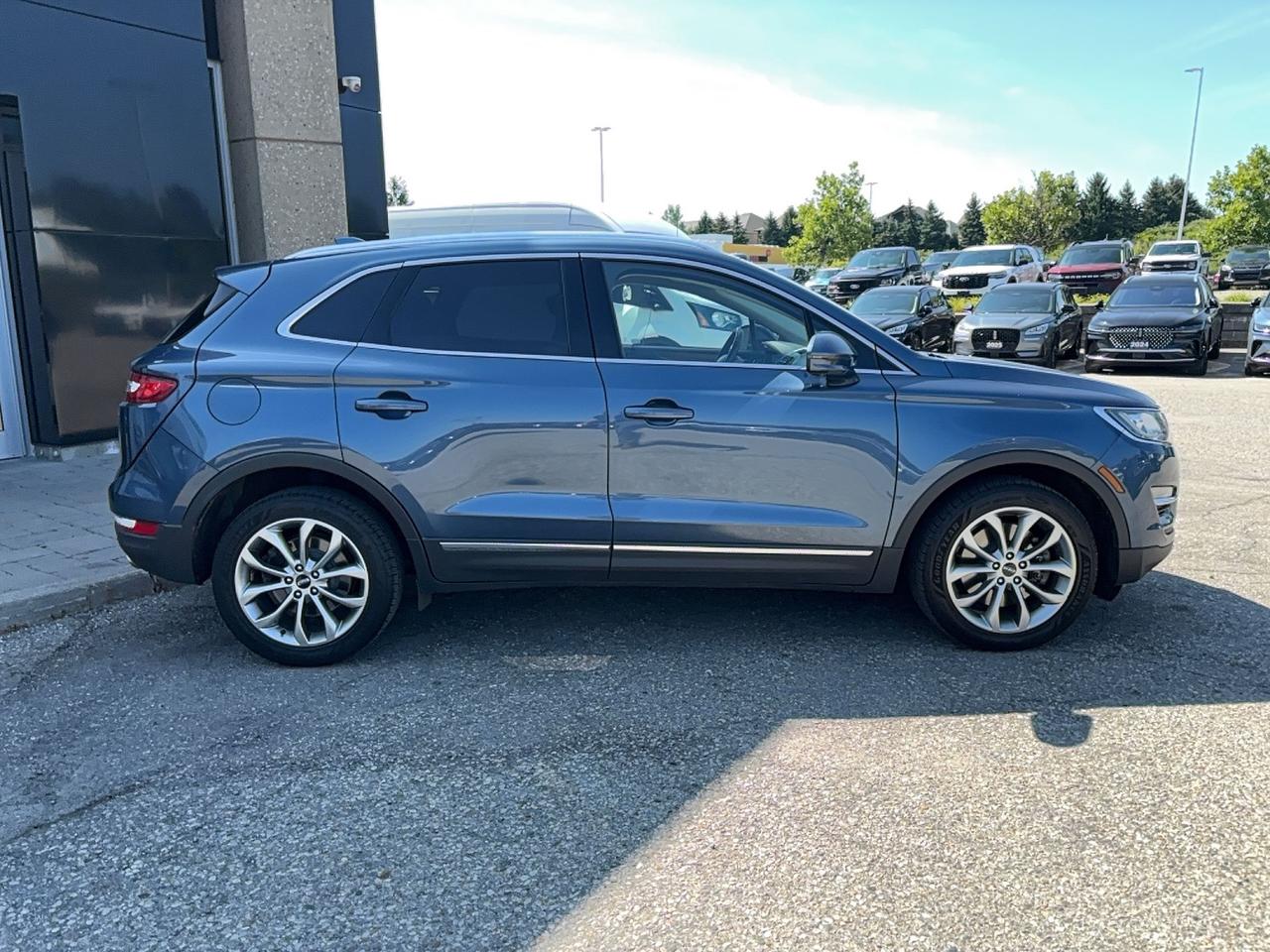 2018 Lincoln MKC SELECT PLUS! LOADED, VERY WELL MAINTAINED! Photo1