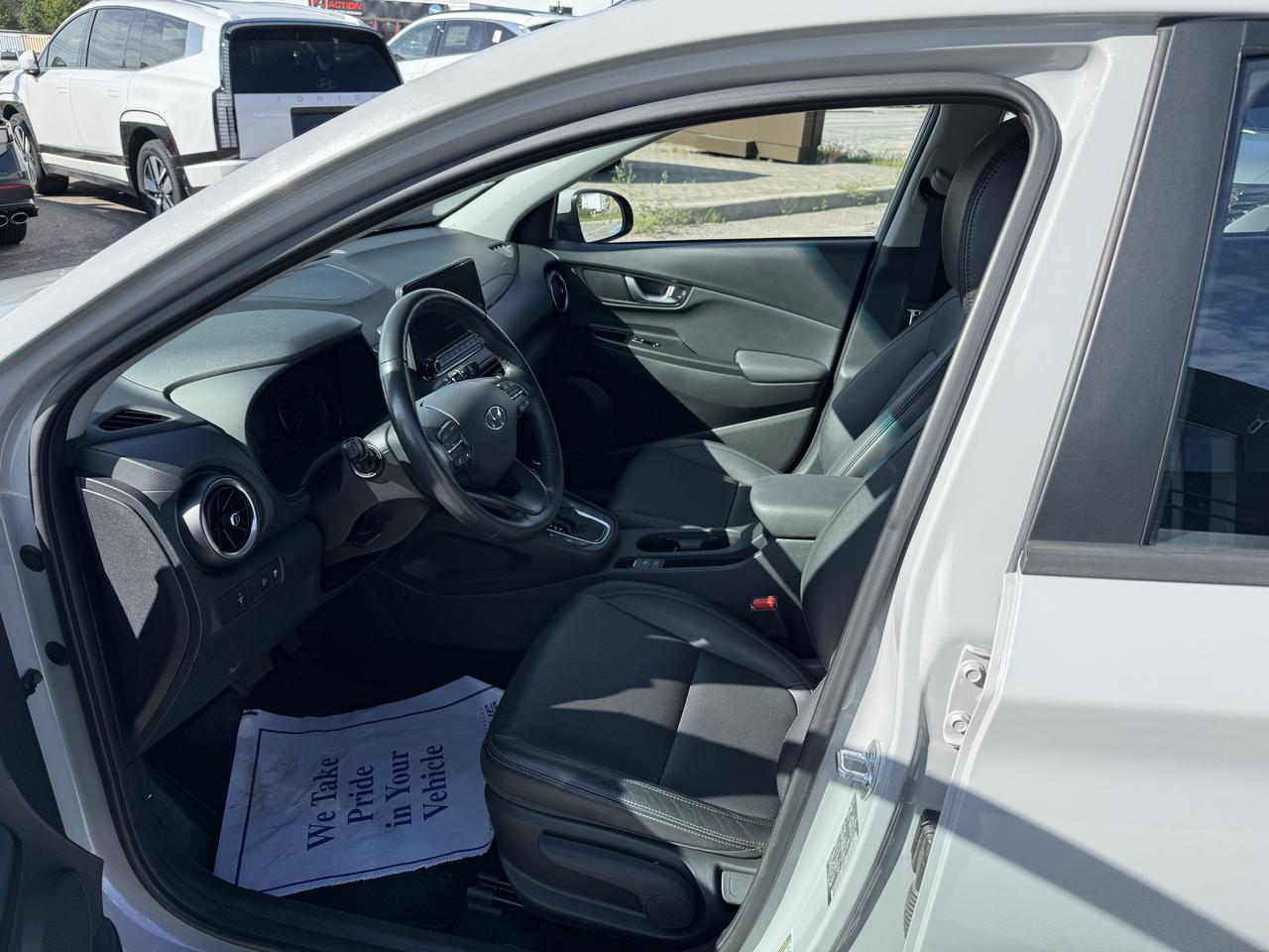 2023 Hyundai KONA 2.0L Preferred AWD w/Sun & Leather Package Photo13